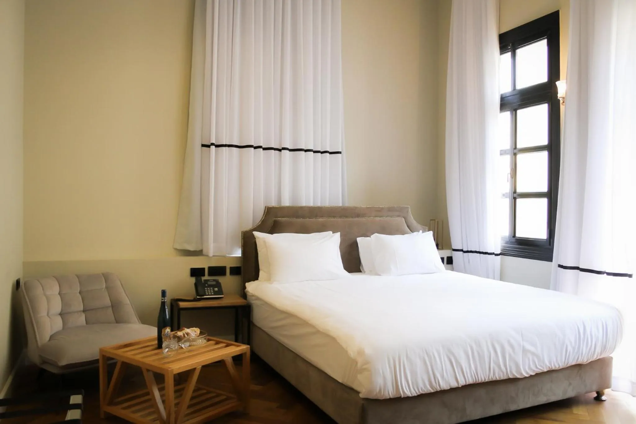 Bed in Jaffo Tel-Aviv King Gallery Boutique Hotel