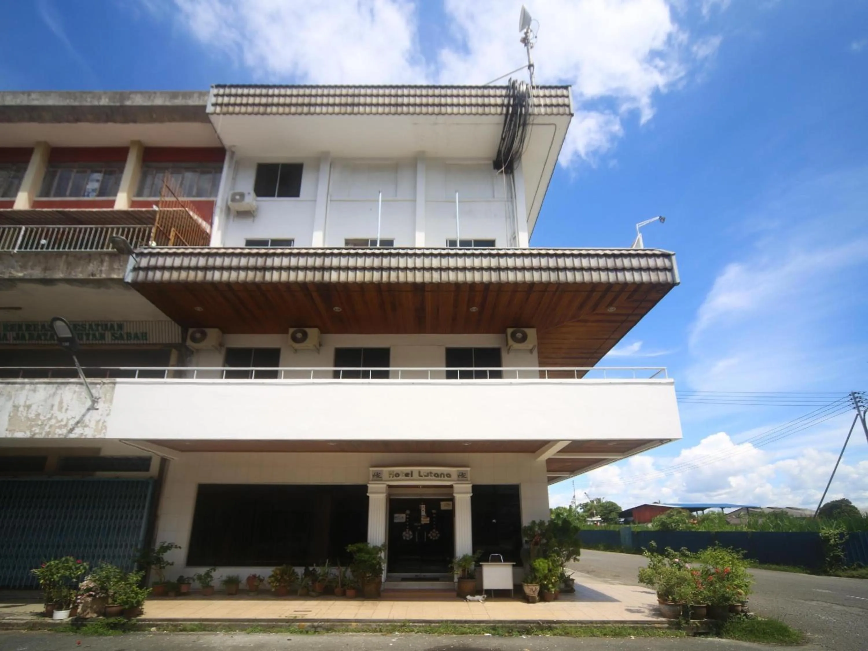 Neighbourhood in Hotel O Lutana