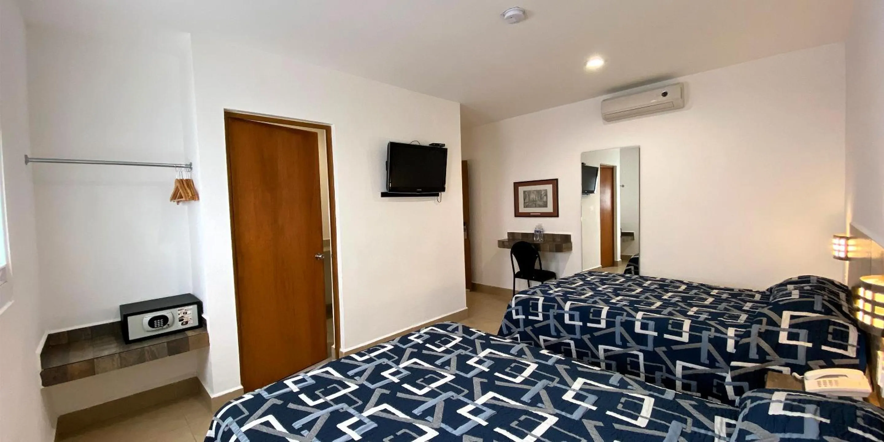 Photo of the whole room, Bed in Opportunity León