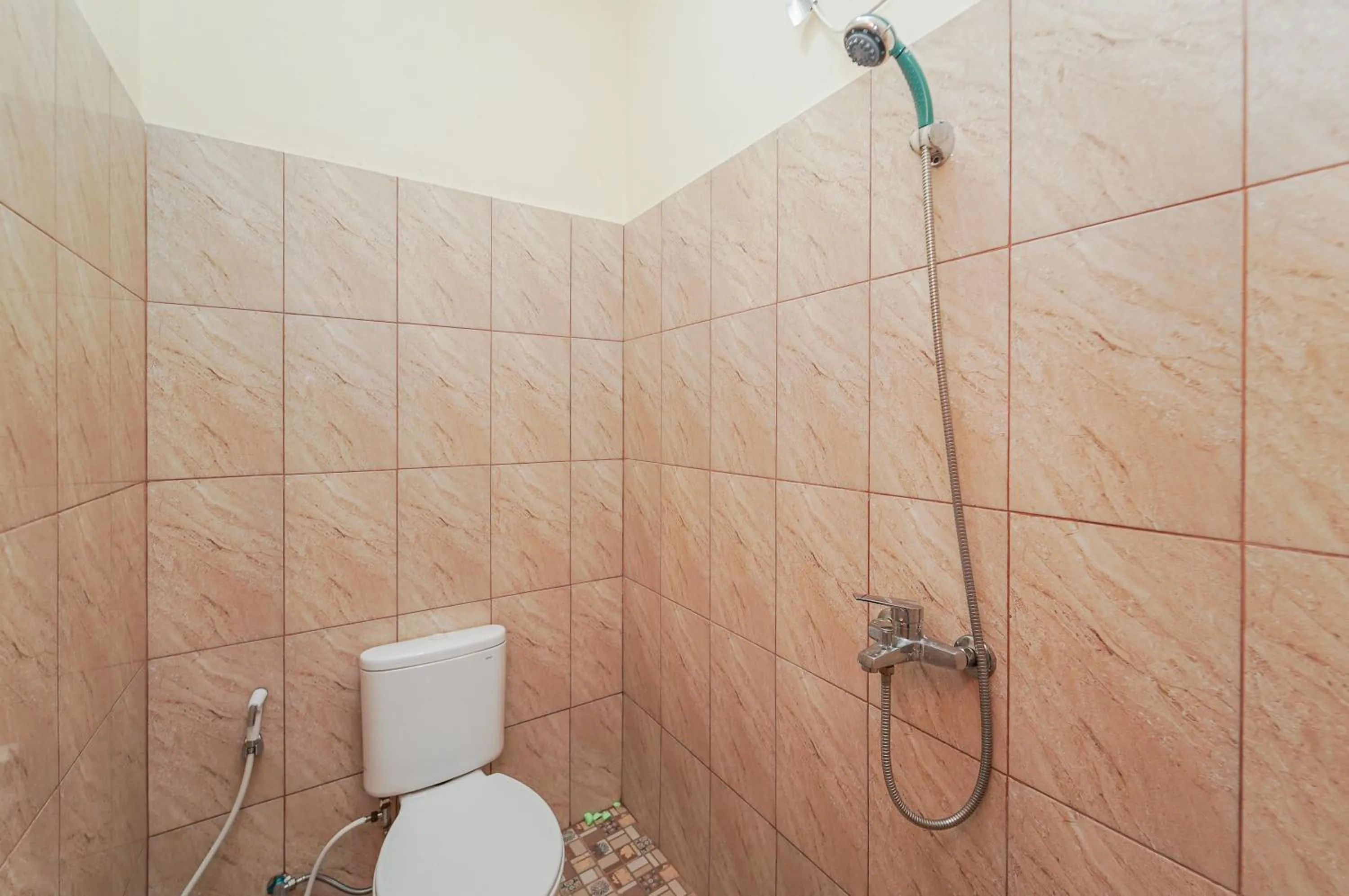 Bathroom in RedDoorz near Universitas YARSI