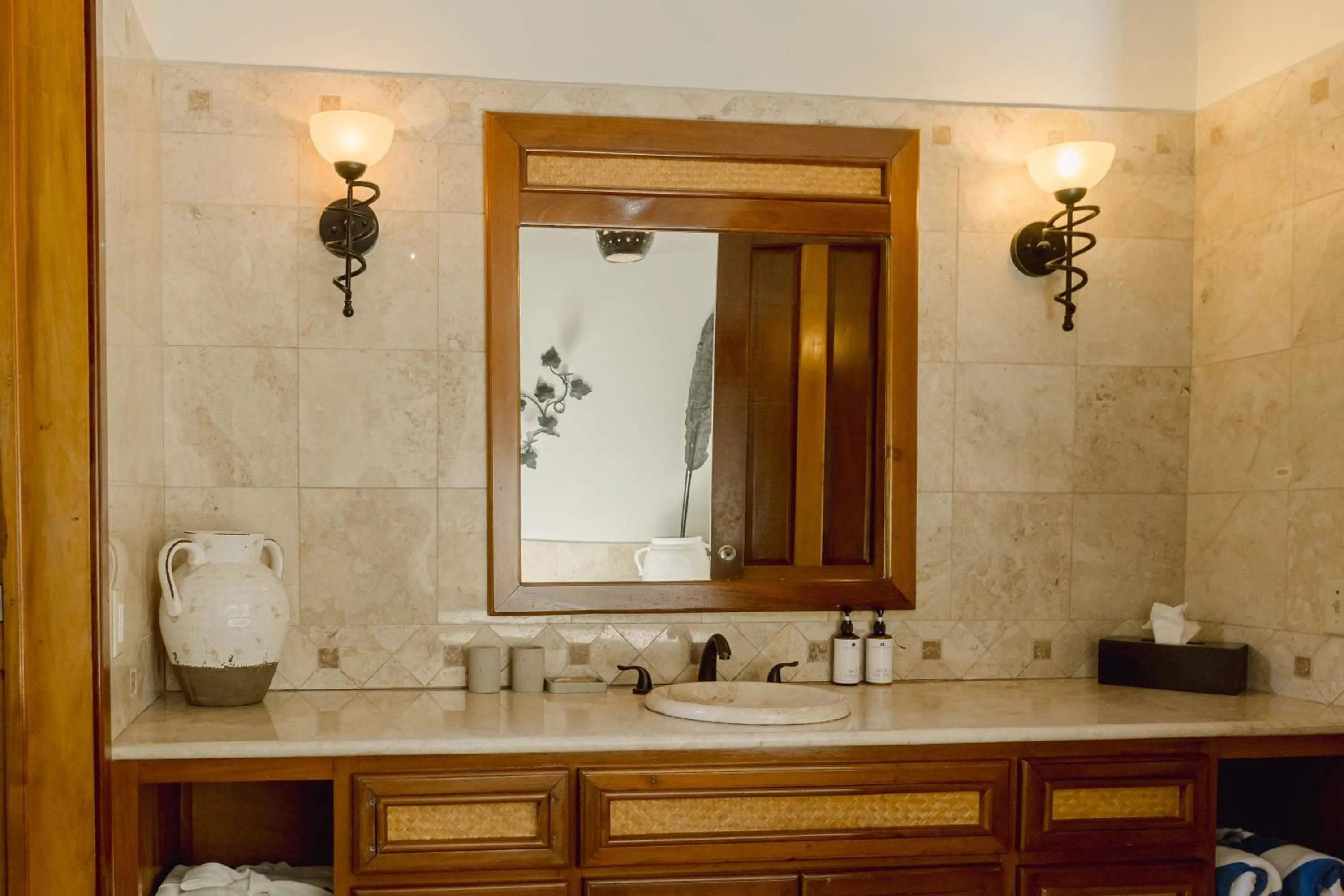 Bathroom in Almond Beach Resort at Jaguar Reef
