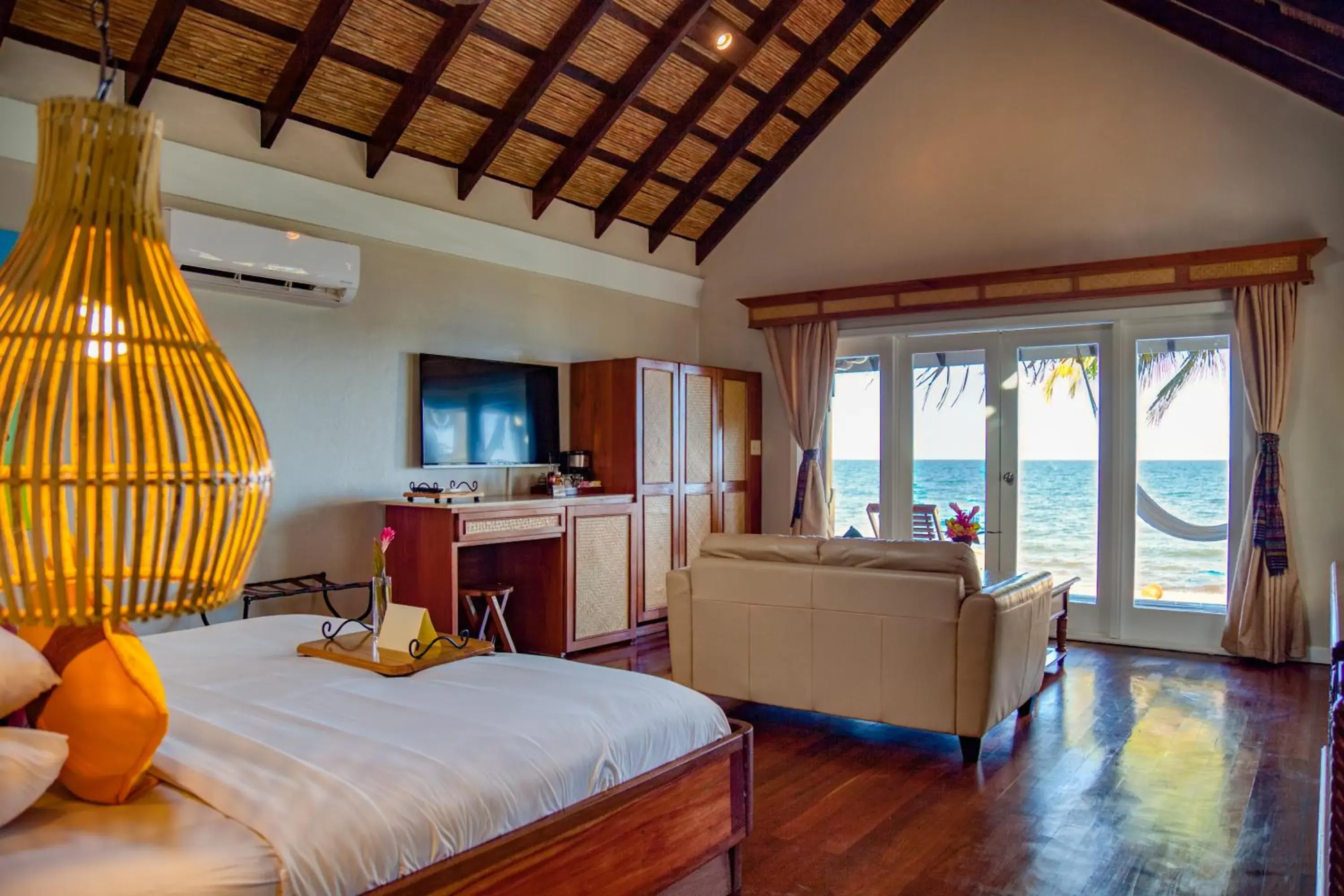 King Room with Sea View in Almond Beach Resort at Jaguar Reef King Room with Sea View in Almond Beach Resort at Jaguar Reef