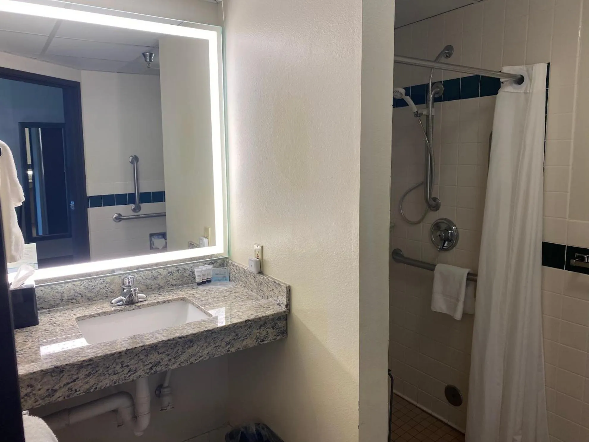 AmericInn by Wyndham Two Harbors Near Lake Superior