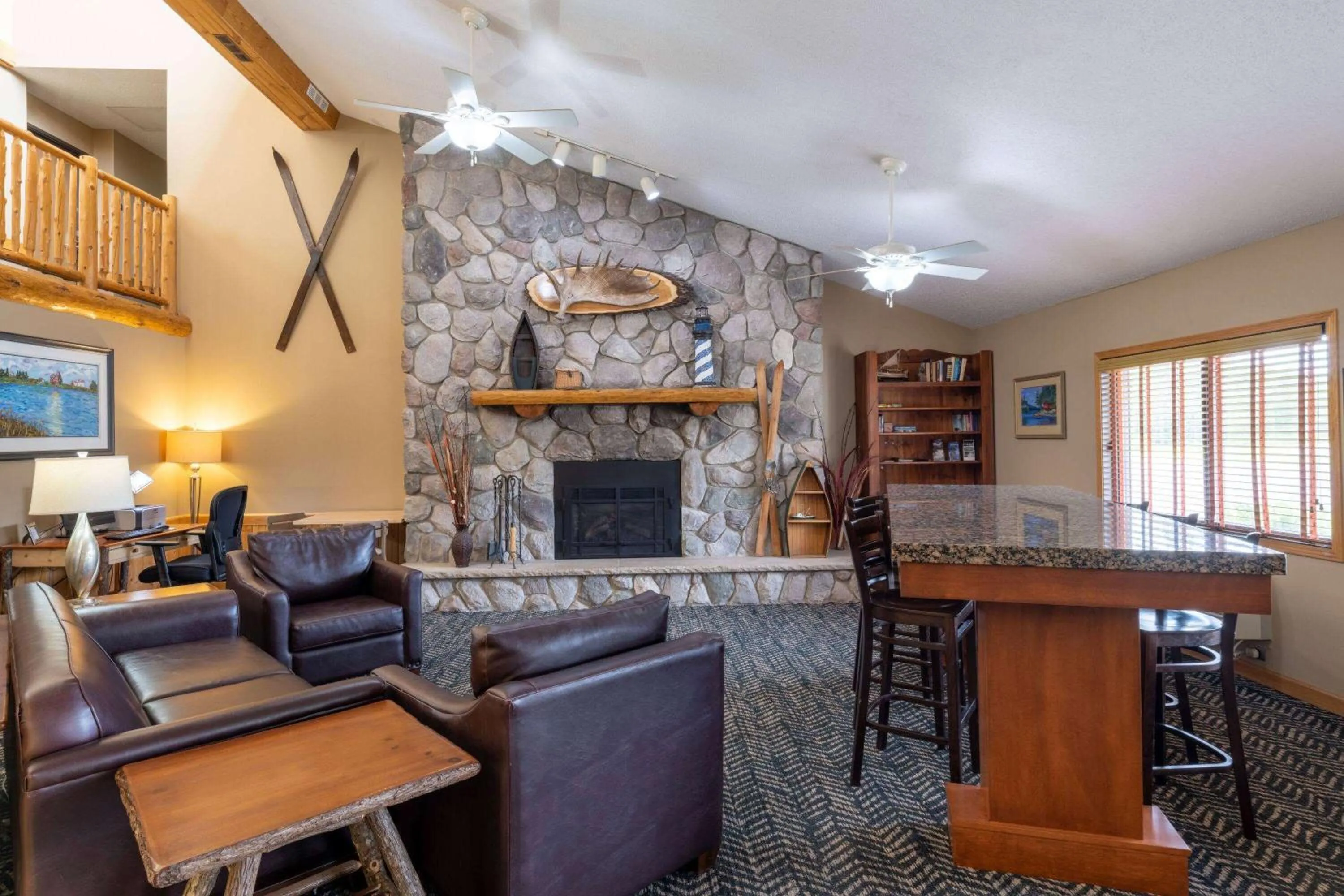 Lobby or reception in AmericInn by Wyndham Two Harbors Near Lake Superior