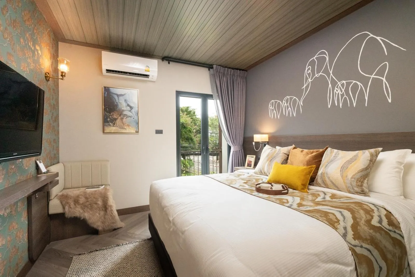 Bed in Sanae' Oldtown Hotel