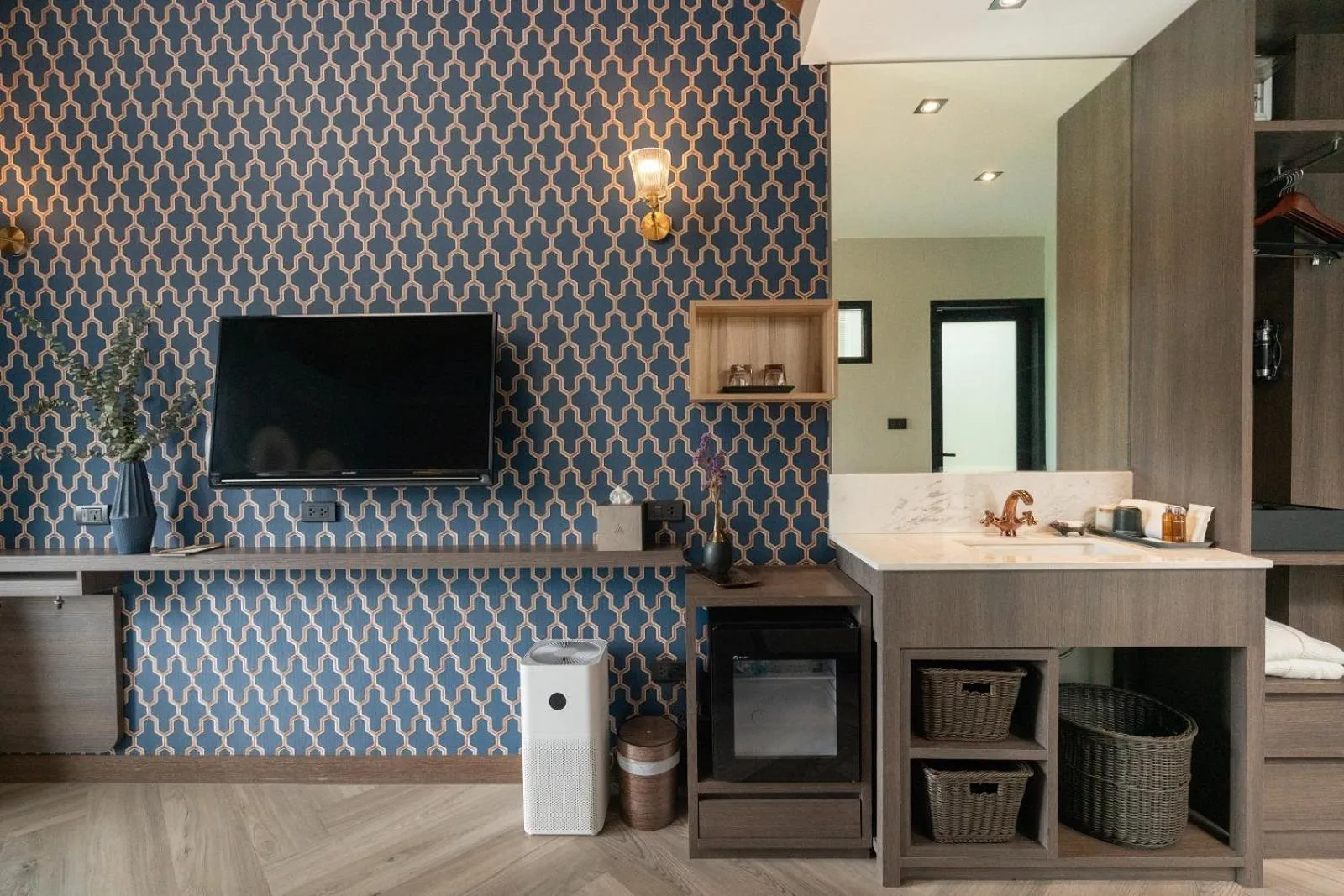 Photo of the whole room in Sanae' Oldtown Hotel