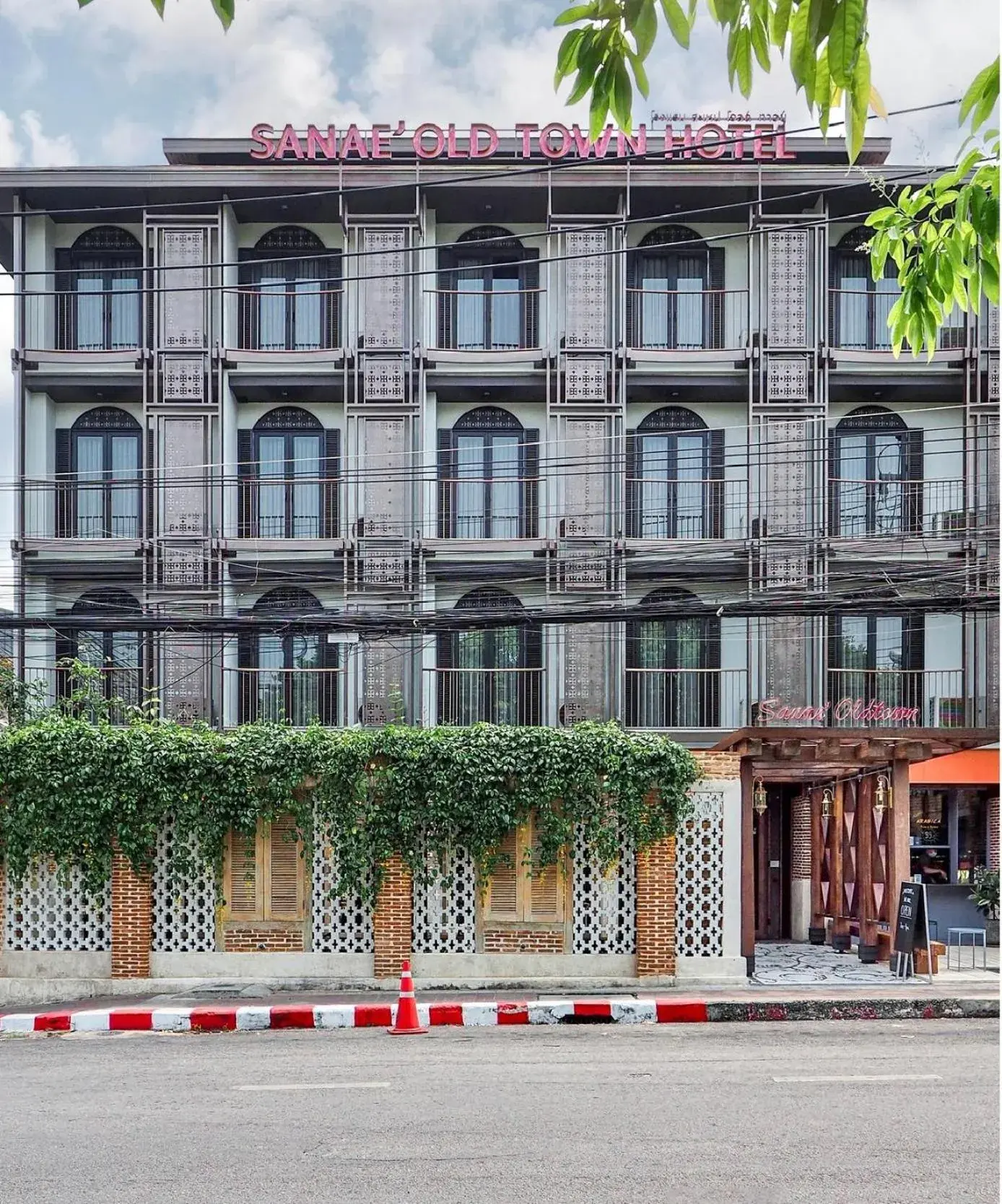 Sanae' Oldtown Hotel Sanae' Oldtown Hotel