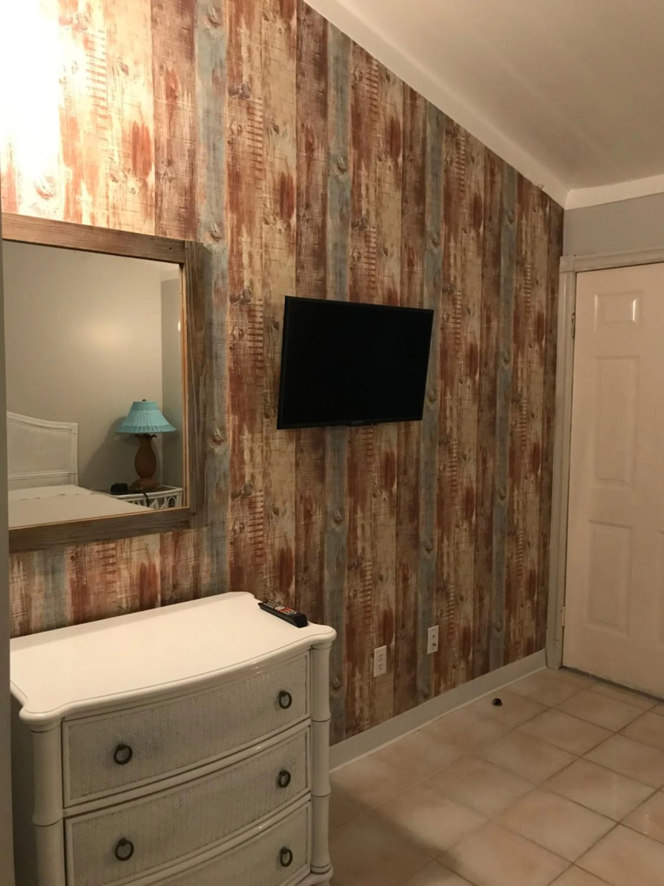 TV and multimedia in South Coast Horizon