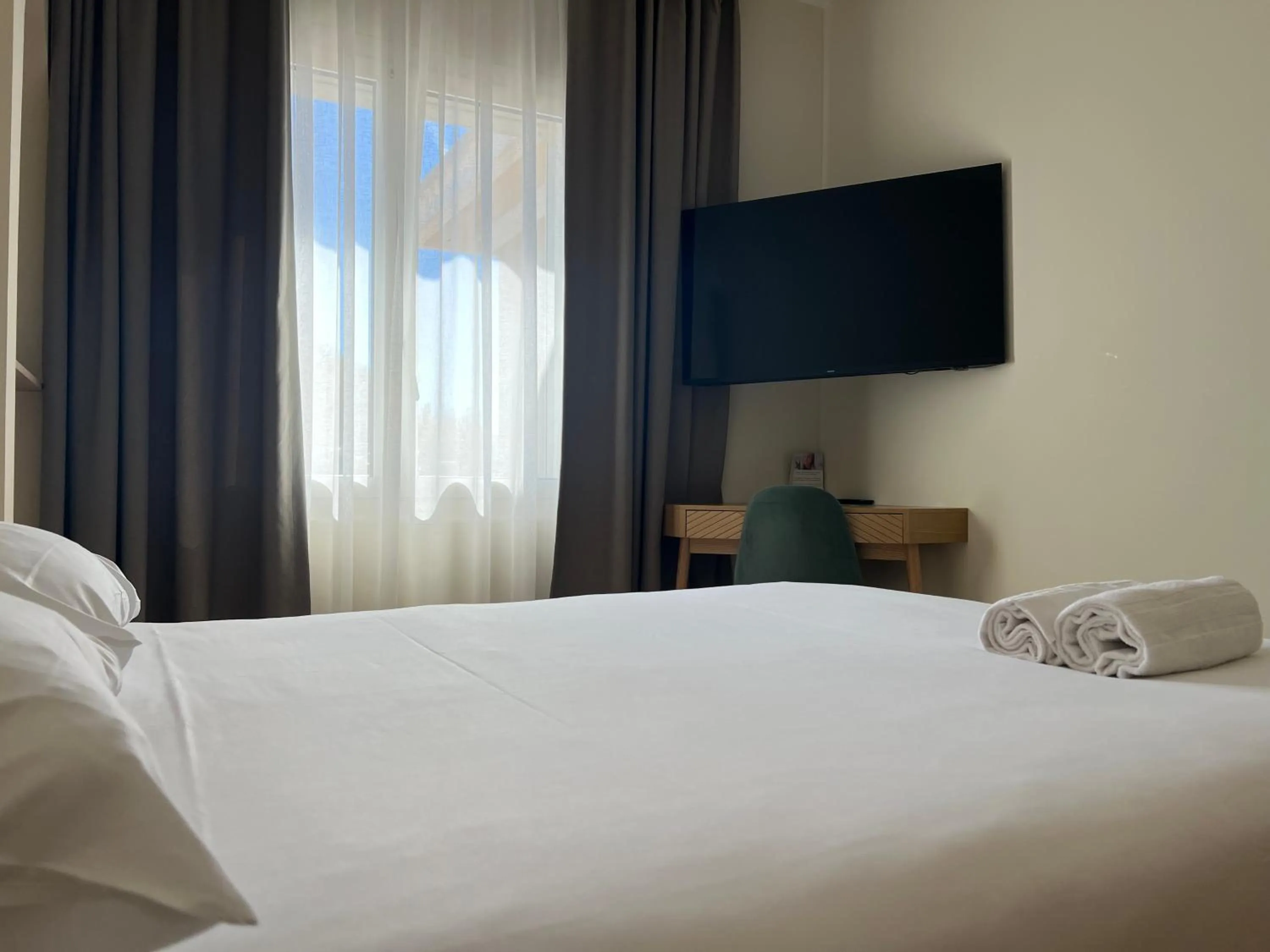 Bed in Adonis Sanary Grand Hôtel des Bains