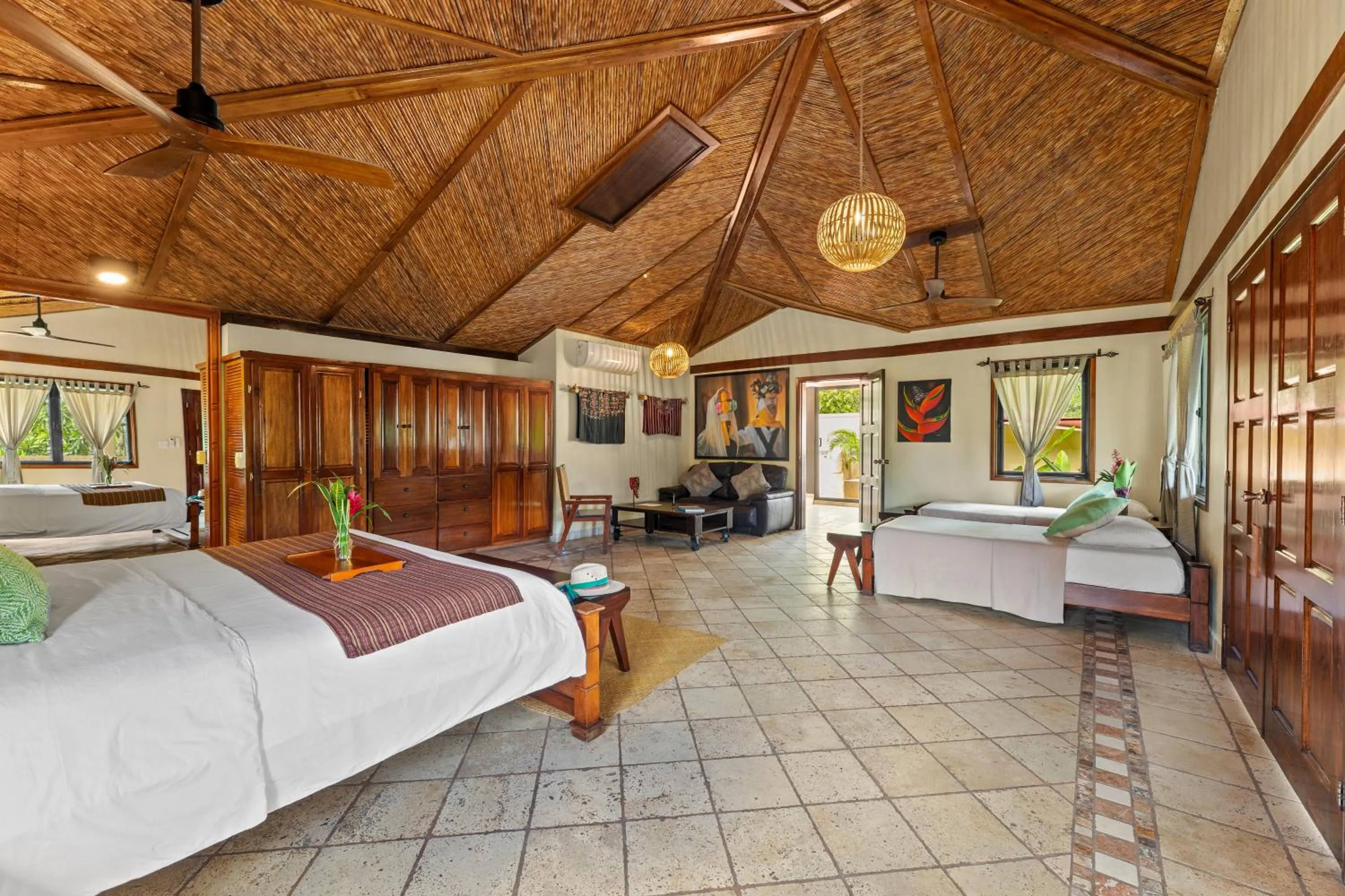 Bedroom, Bed in Sleeping Giant Rainforest Lodge