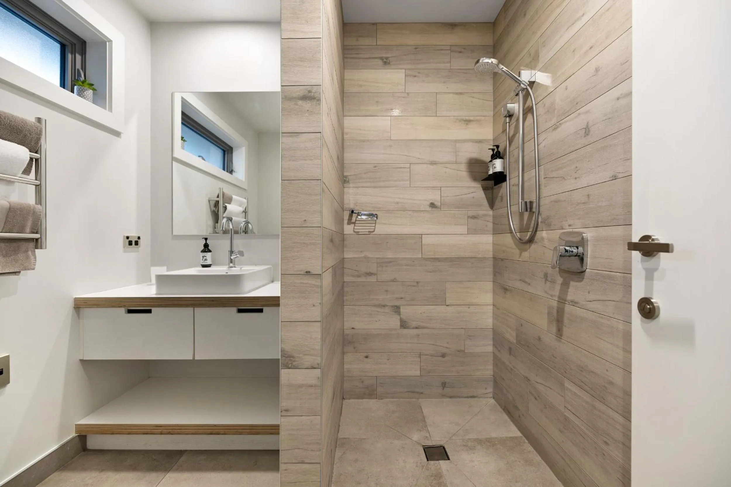 Shower in Arrowtown Motel