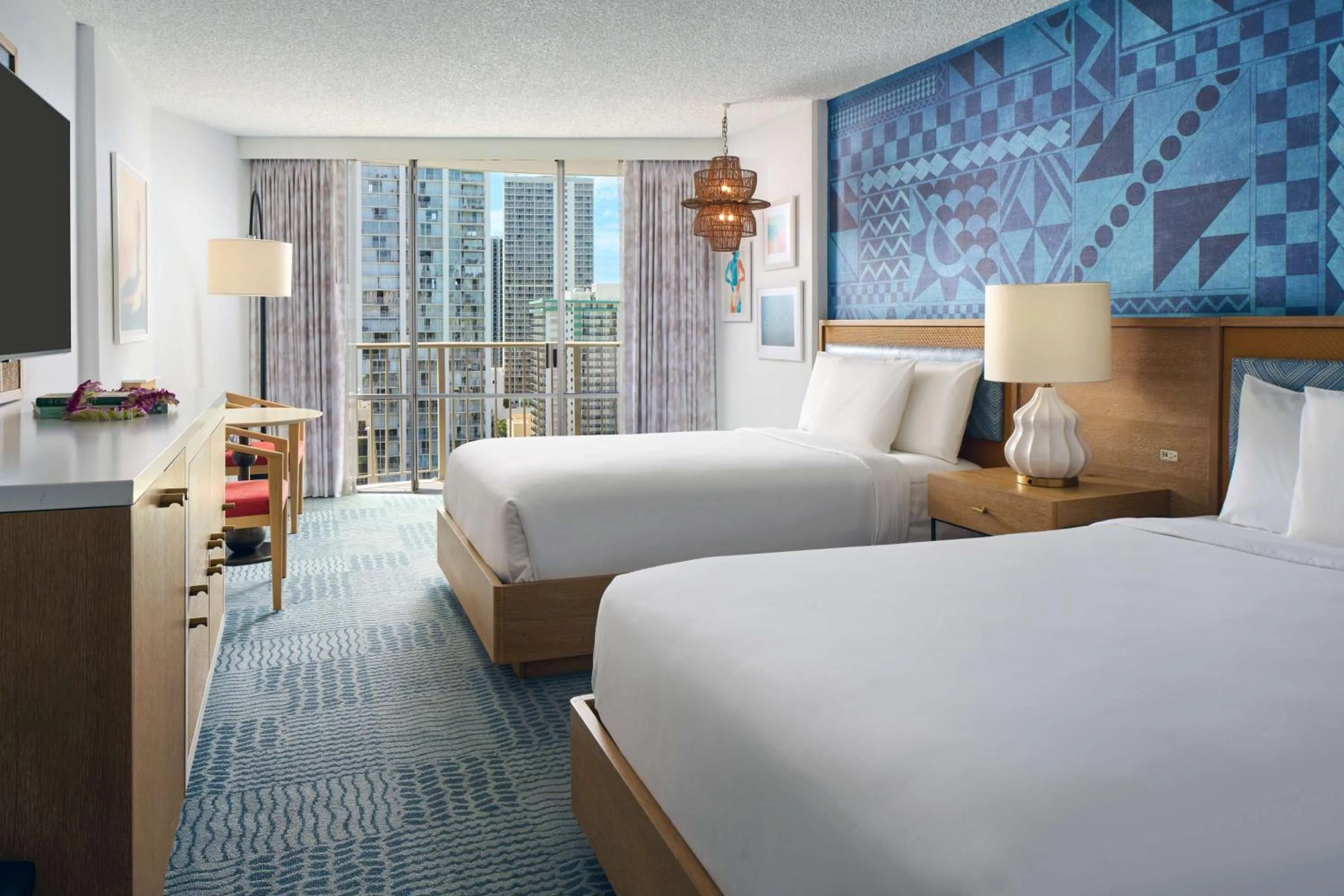 Bedroom, Bed in OUTRIGGER Waikiki Paradise Hotel