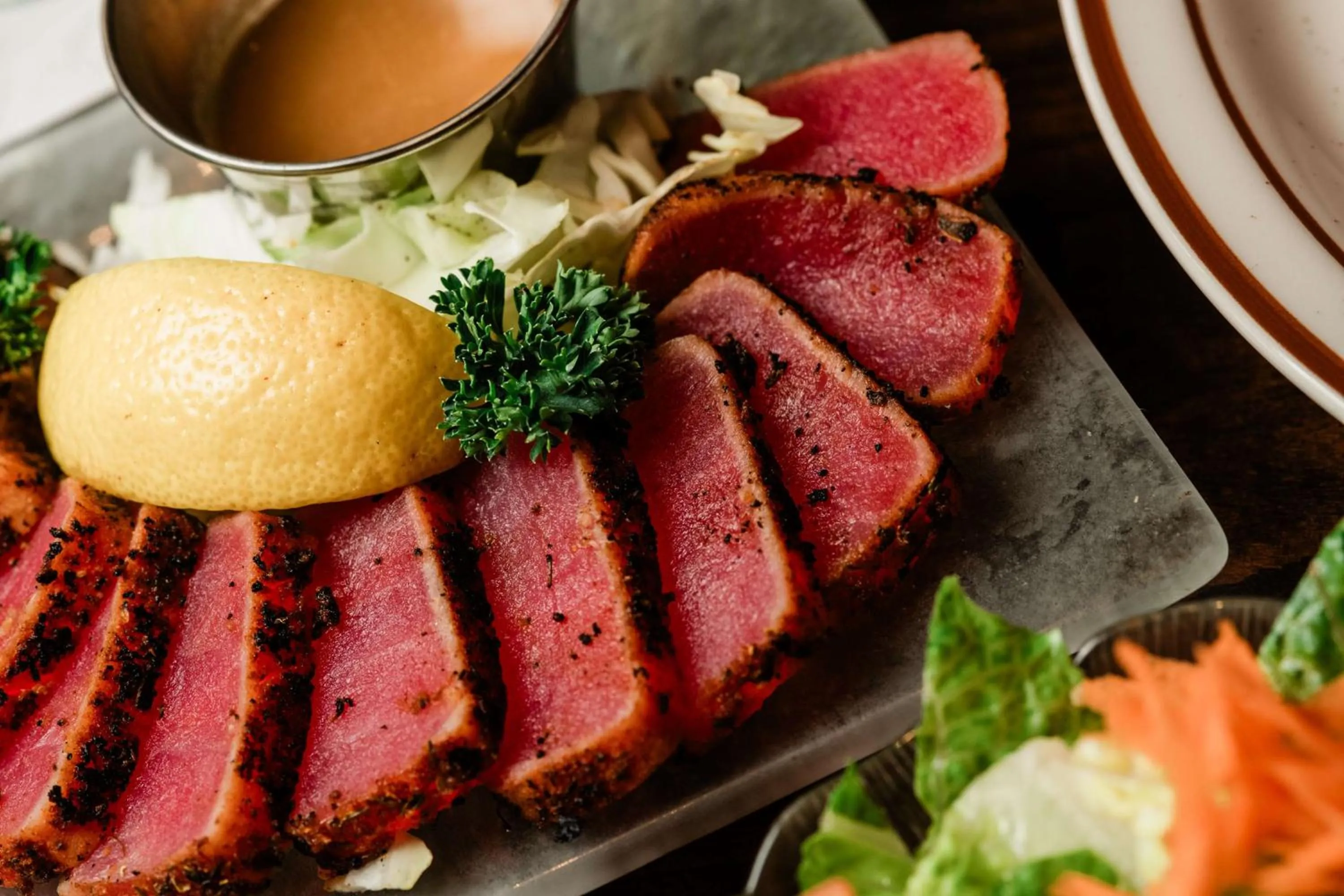 Restaurant/places to eat in OUTRIGGER Waikiki Paradise Hotel