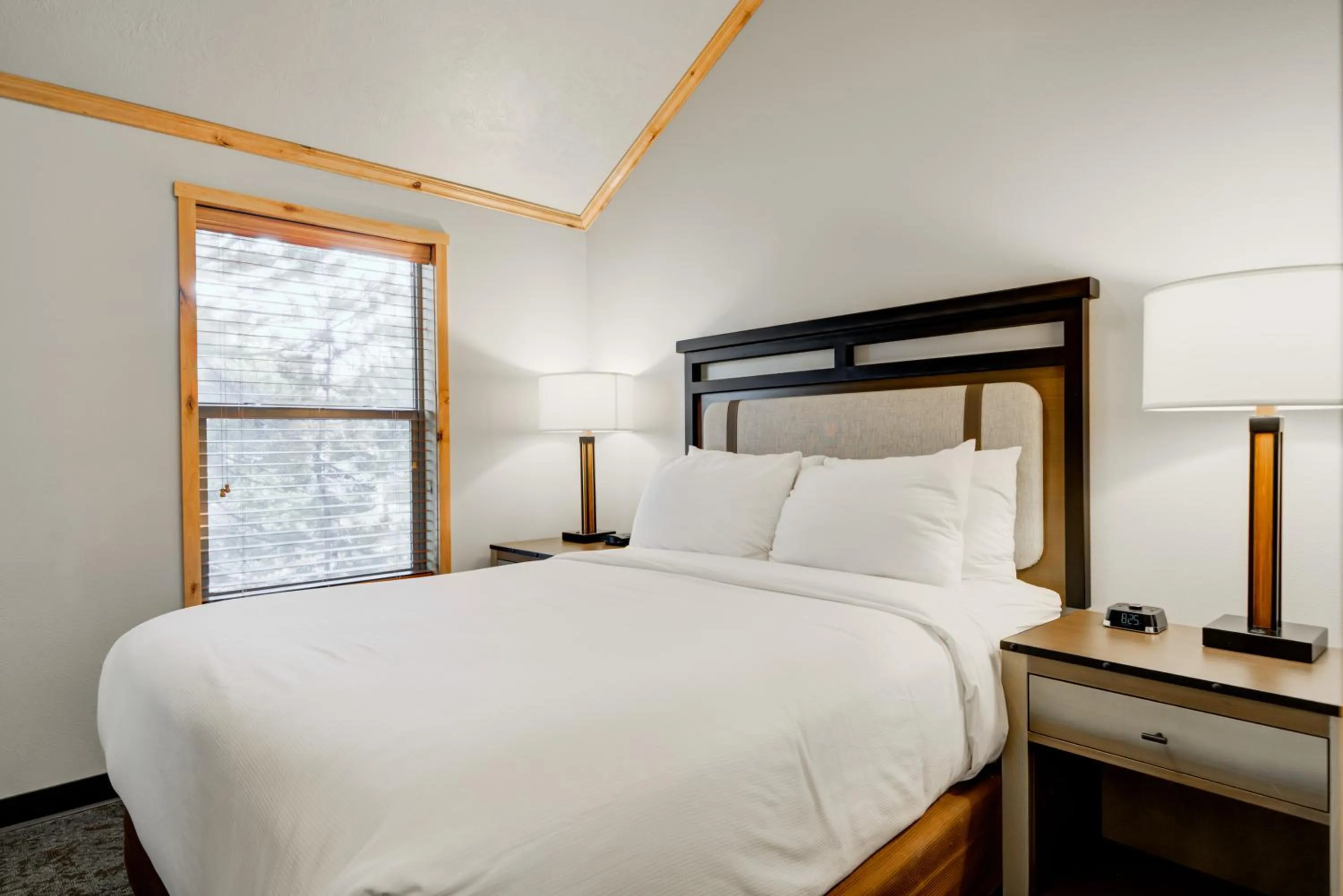 Bed in Explorer Cabins at Yellowstone