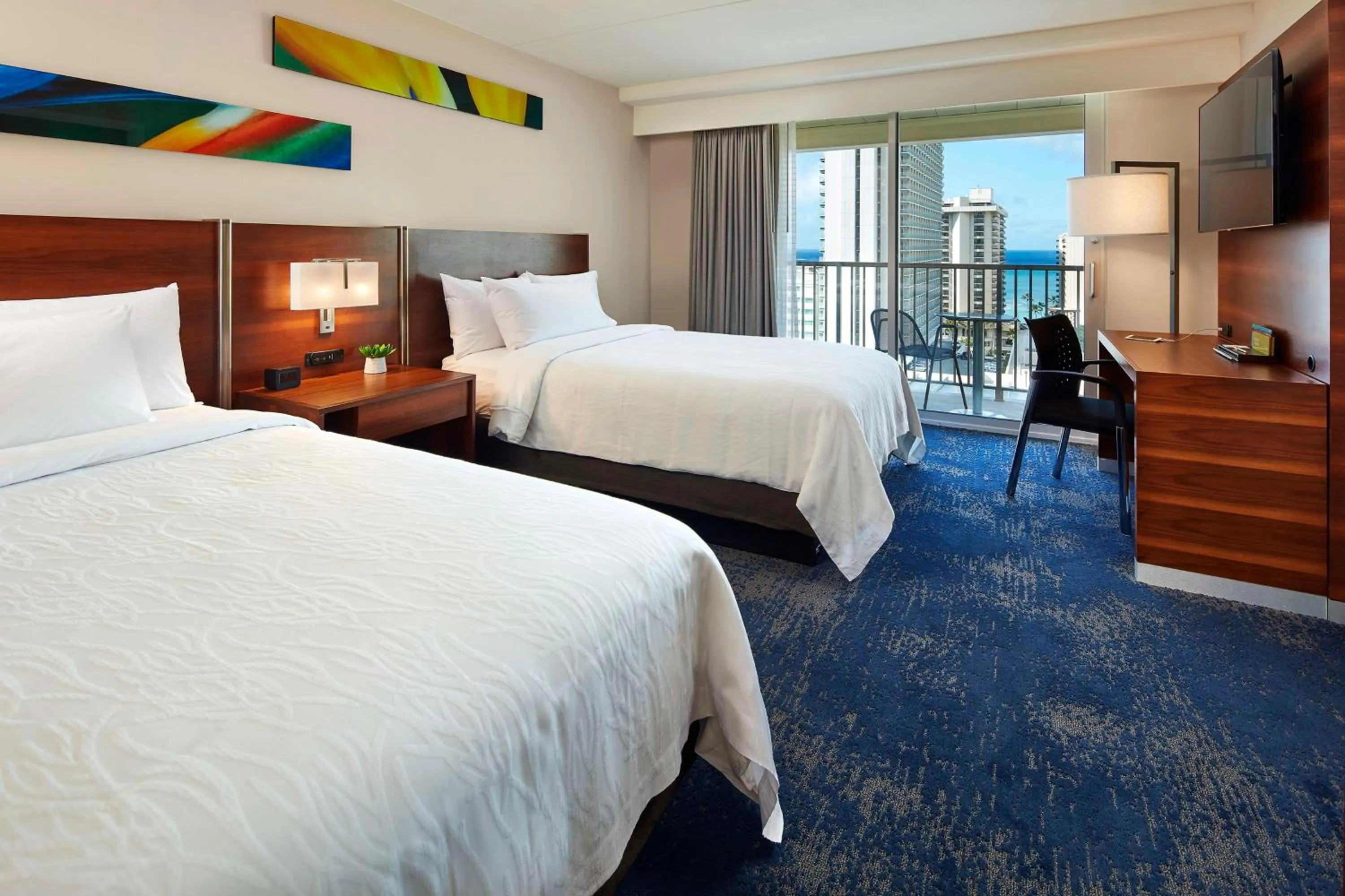 Bed in Hilton Garden Inn Waikiki Beach