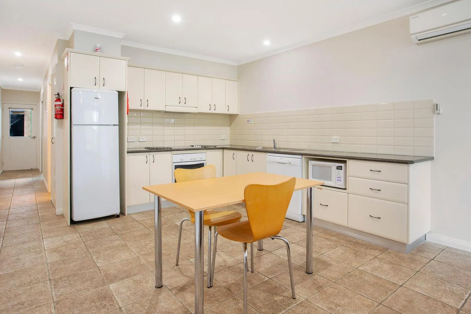 Kitchen or kitchenette in Sea Foam Villas