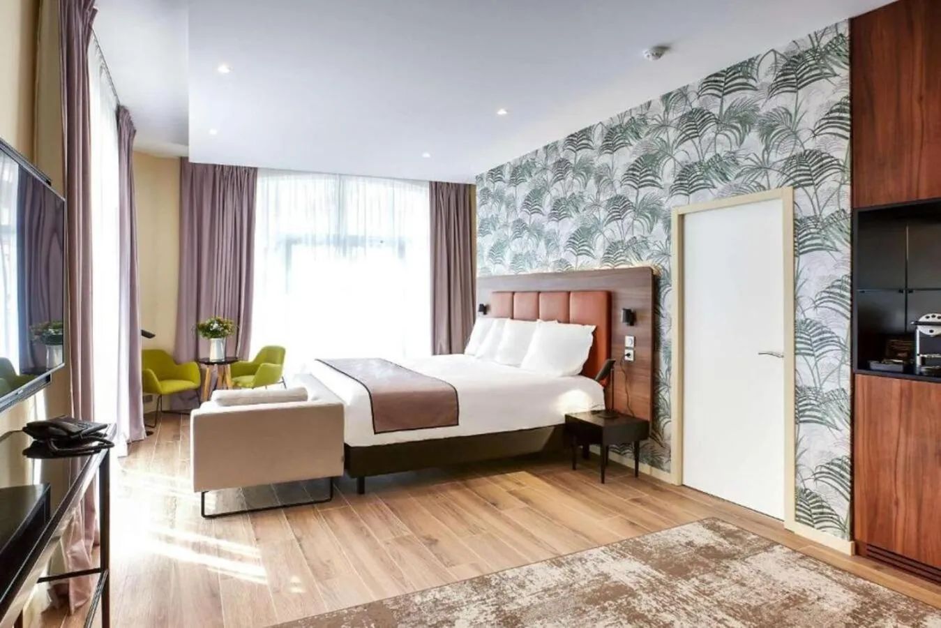 Bedroom, Bed in Quality Hotel Bordeaux Centre