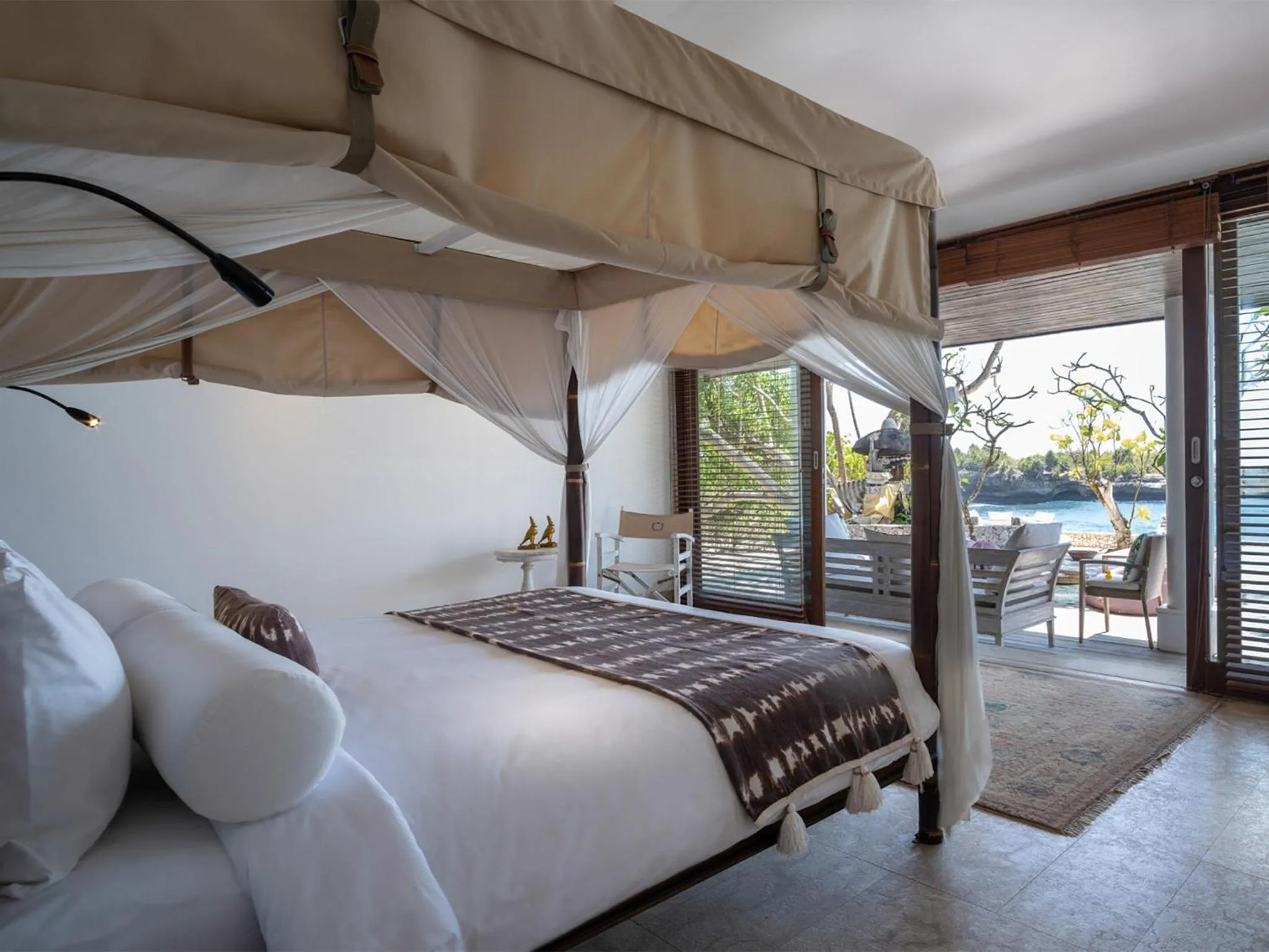 Patio, Bed in Villa Voyage