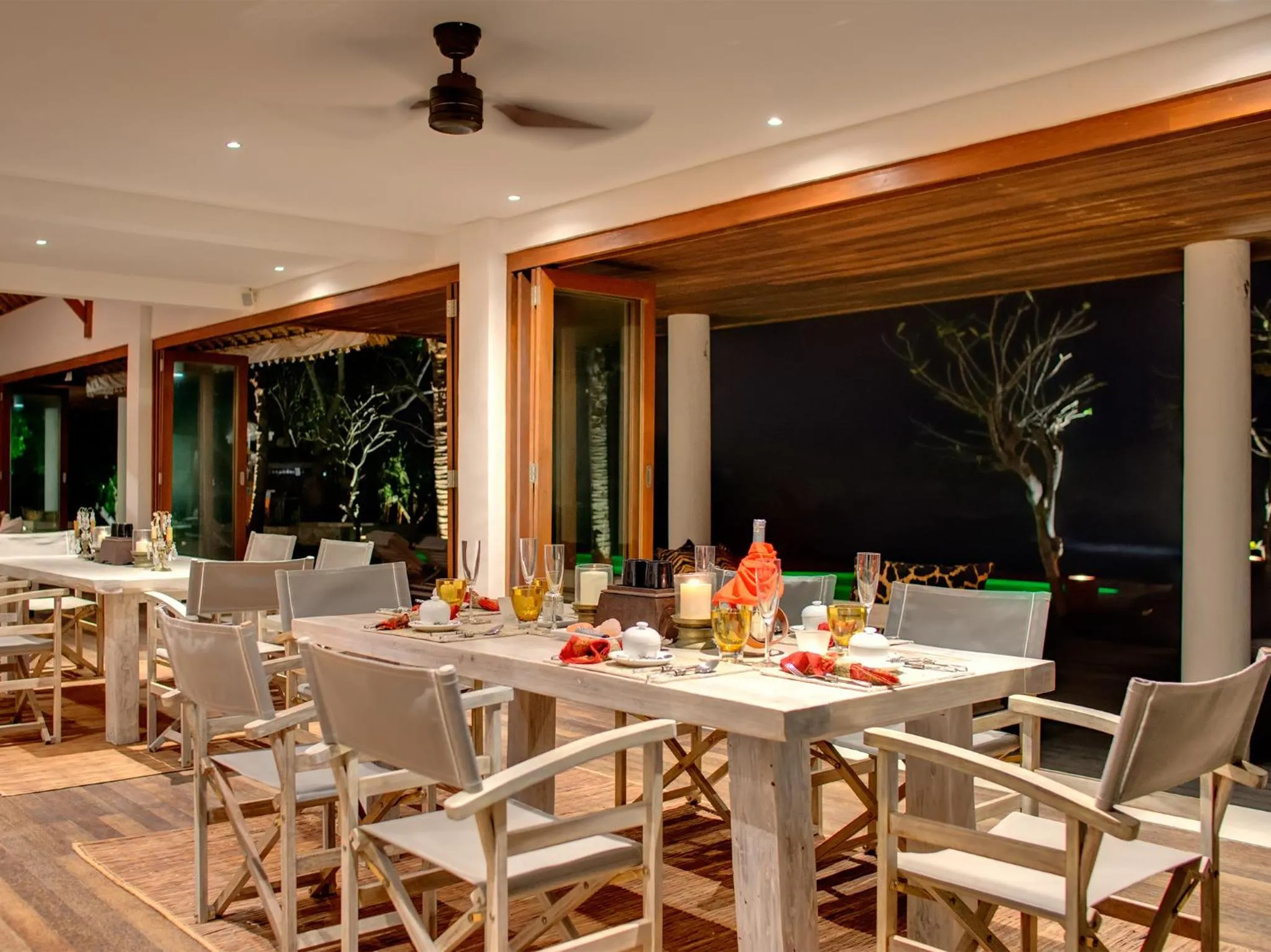 Food and drinks in Villa Voyage