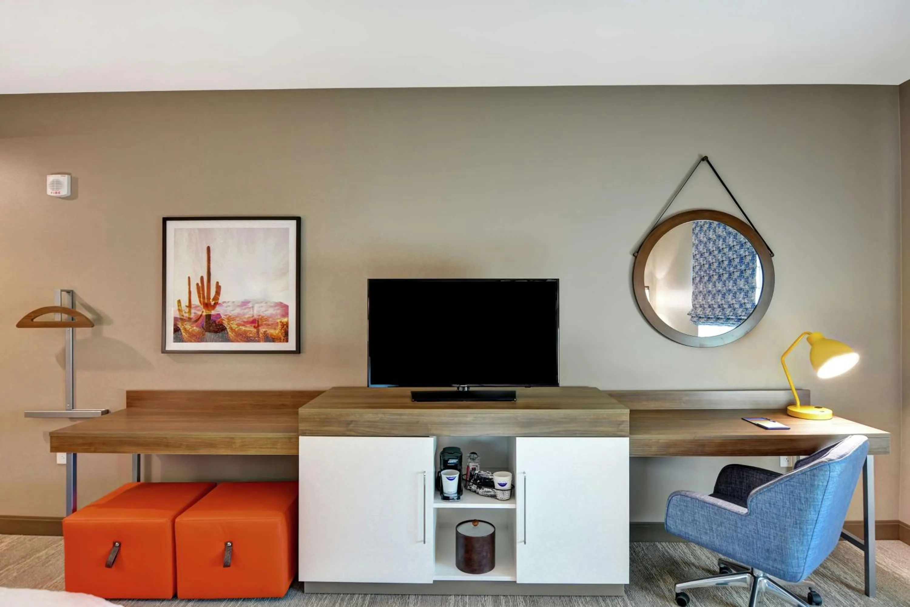 Bedroom in Hampton Inn Suites Tucson Tech Park