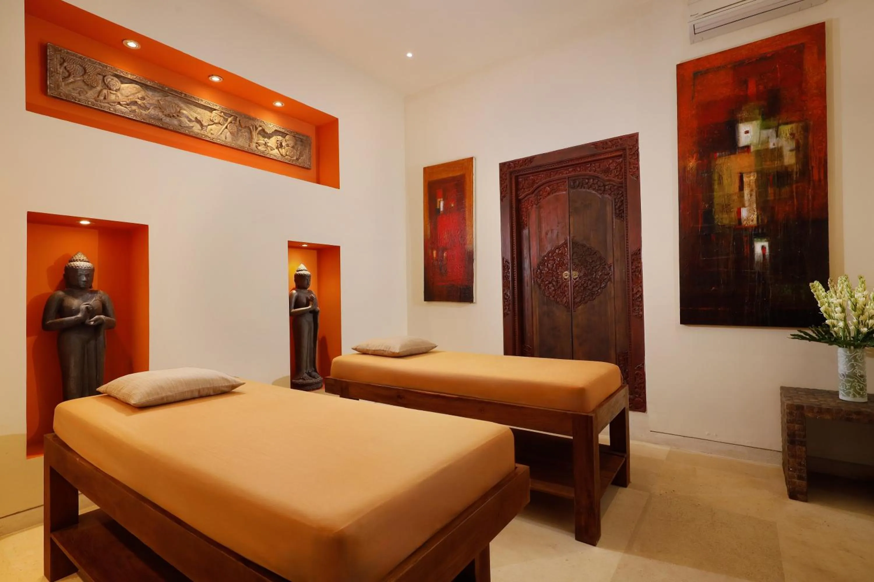 Spa and wellness centre/facilities, Bed in Villa Jamalu by Nakula