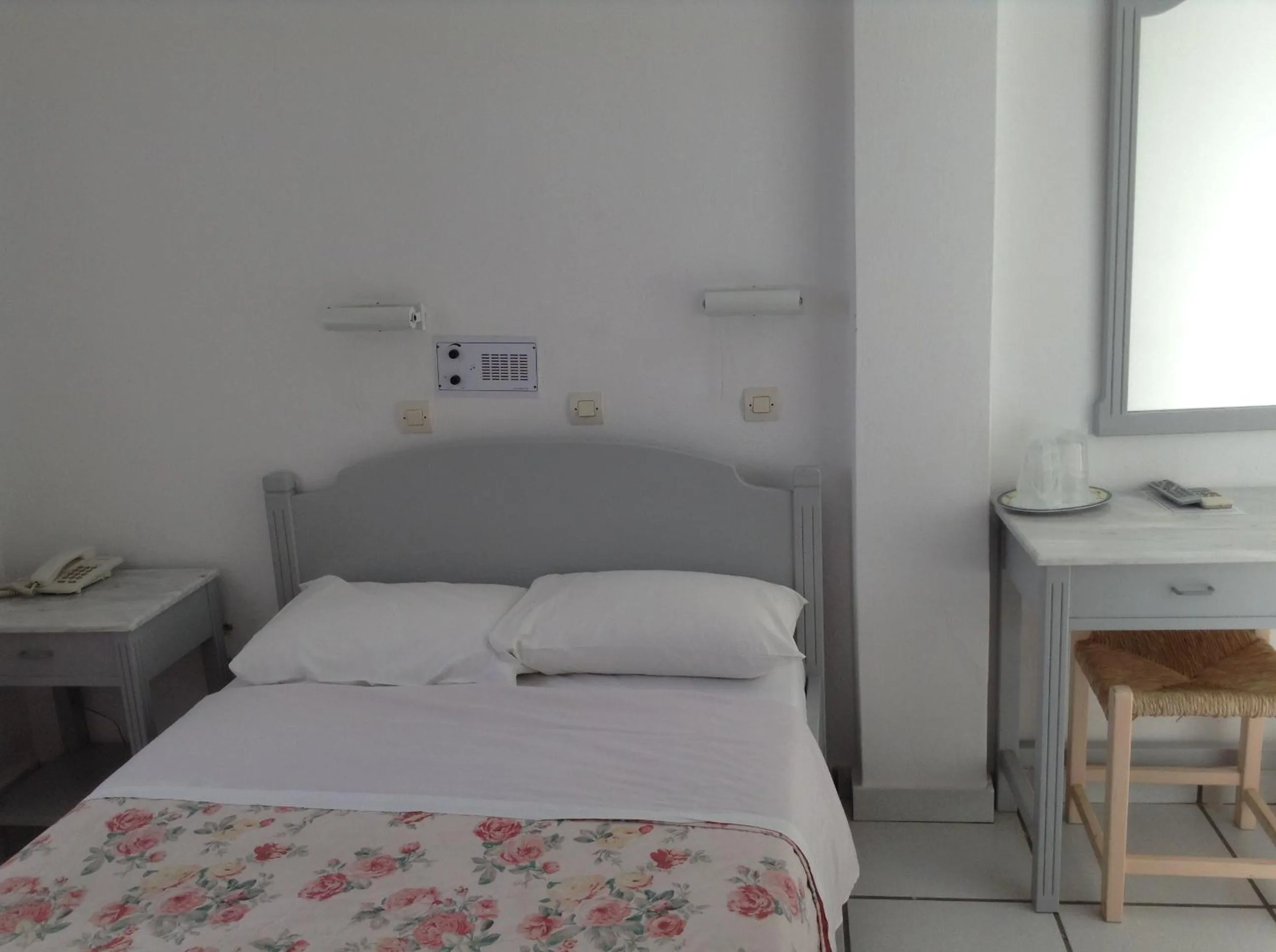 Bed in King Thiras Hotel