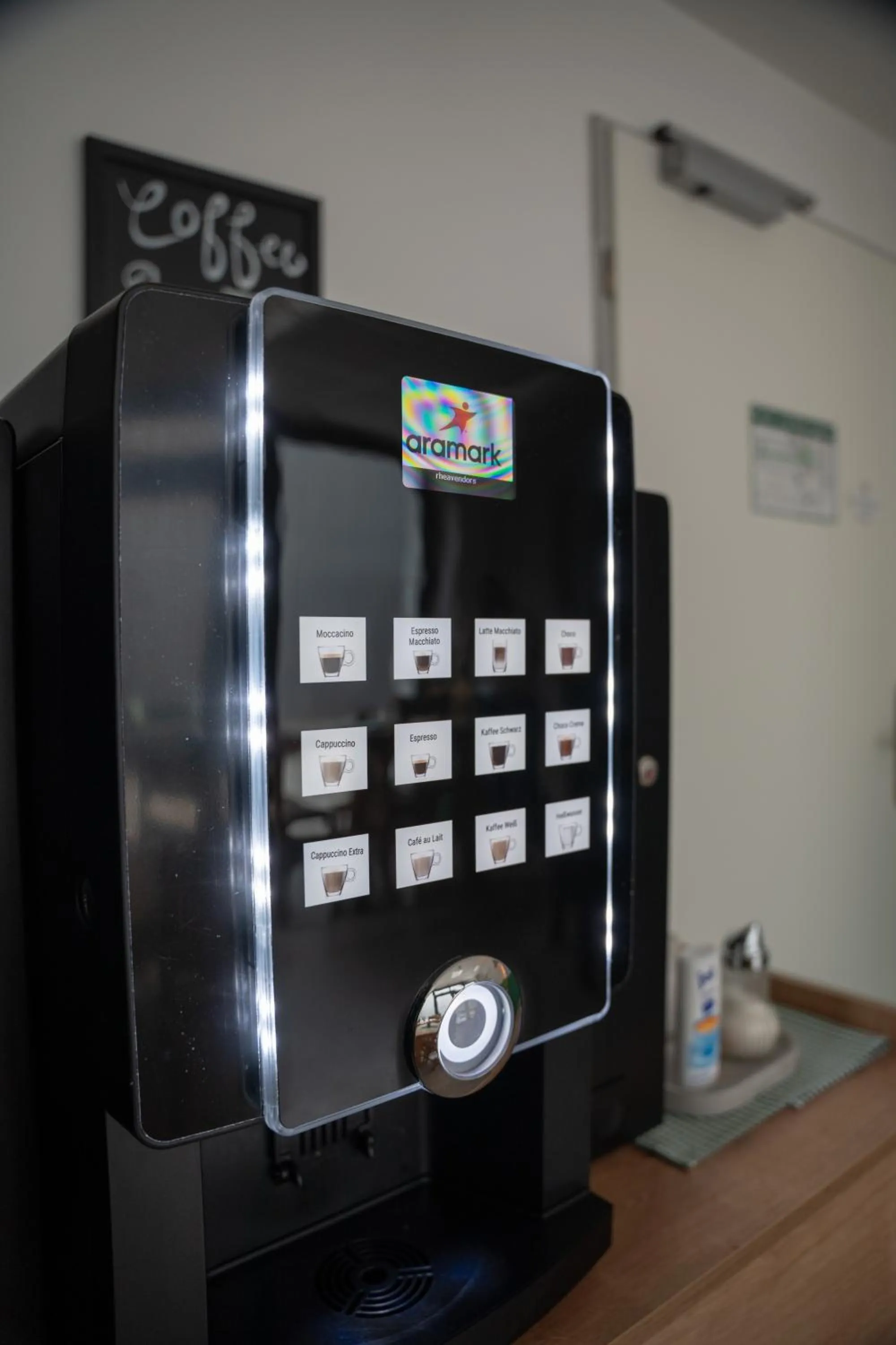 Coffee/tea facilities in Hotel Garni Fischerfleck in Ismaning near Munich