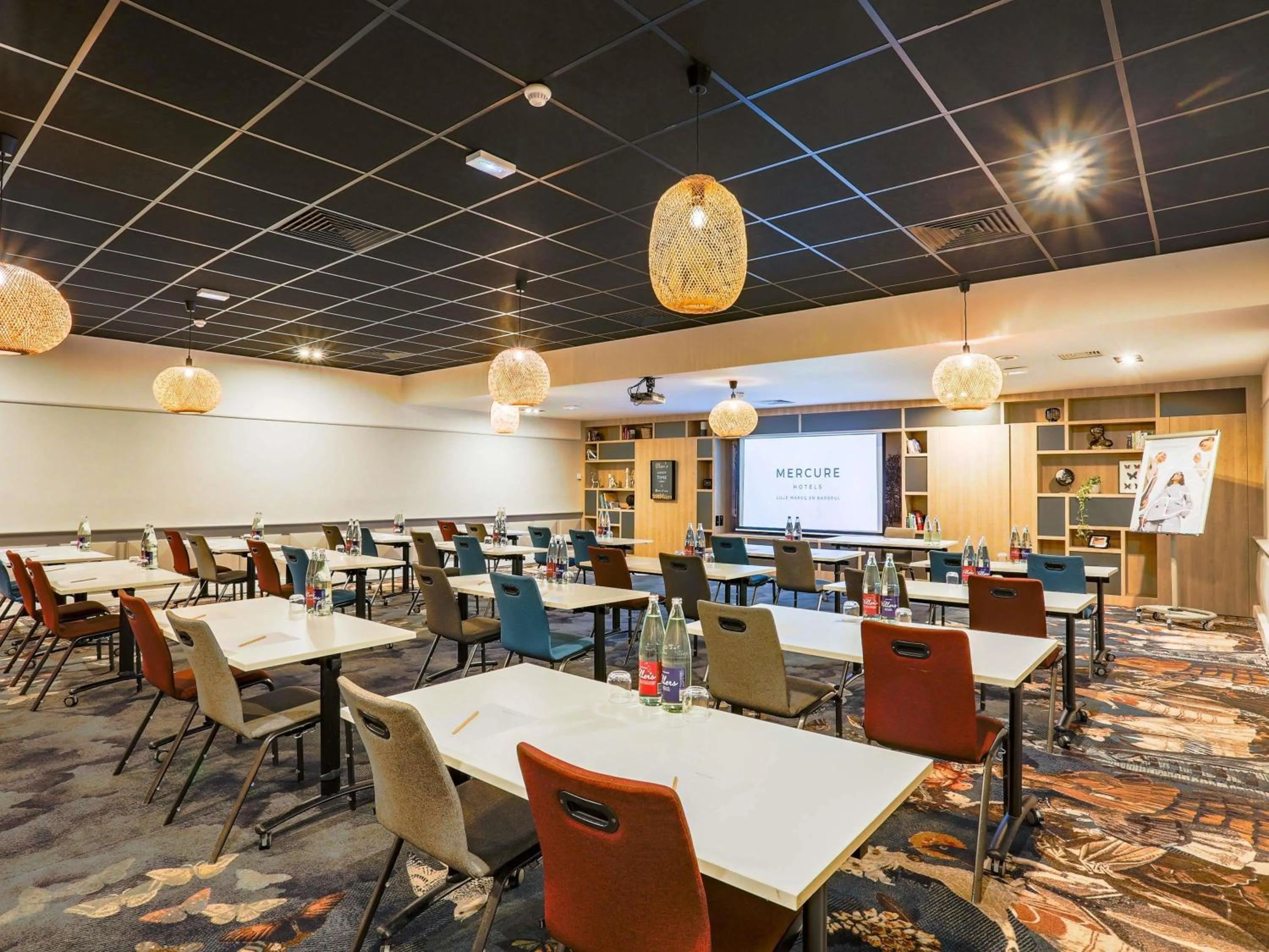 Living room in Mercure Lille Marcq en Baroeul