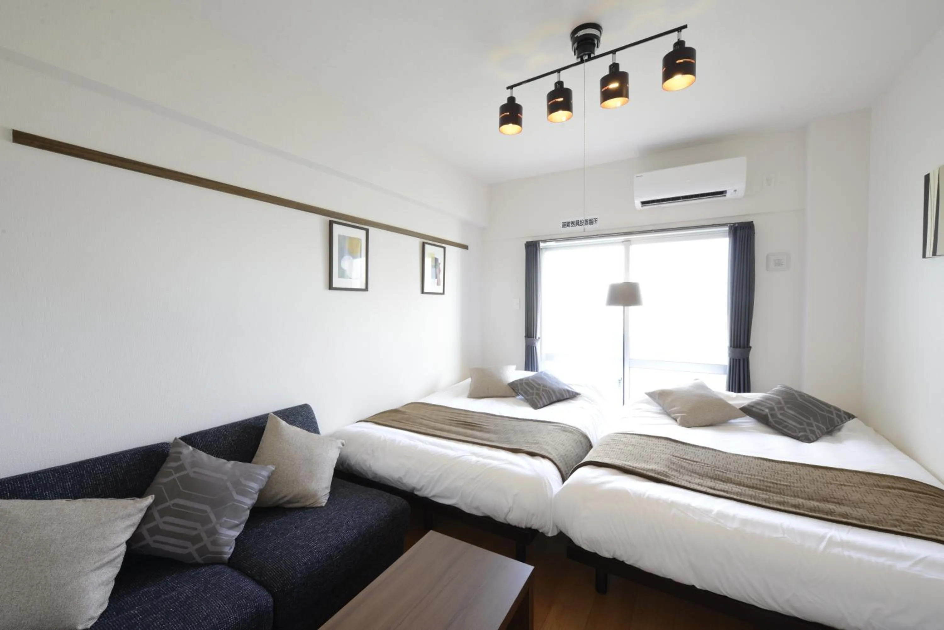 Photo of the whole room, Bed in Allstay GOYA