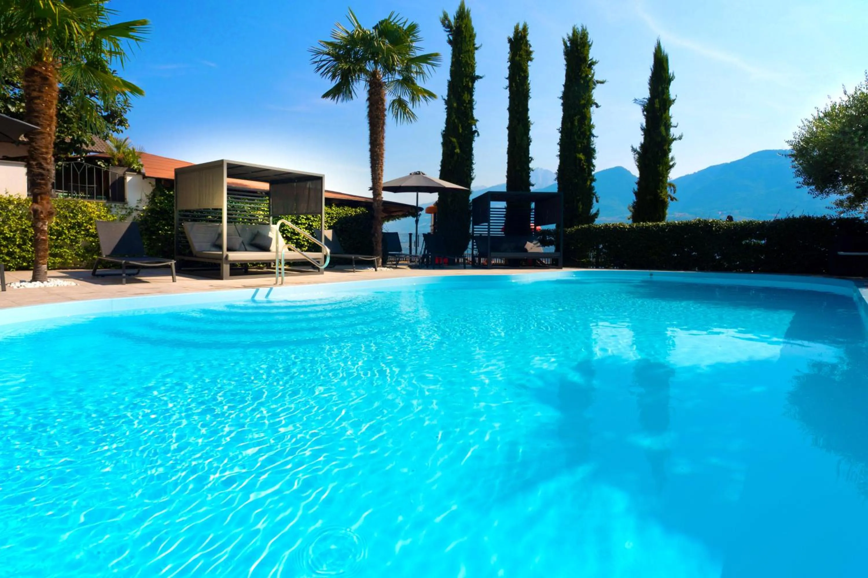 Swimming pool in Residence Untermösslhof