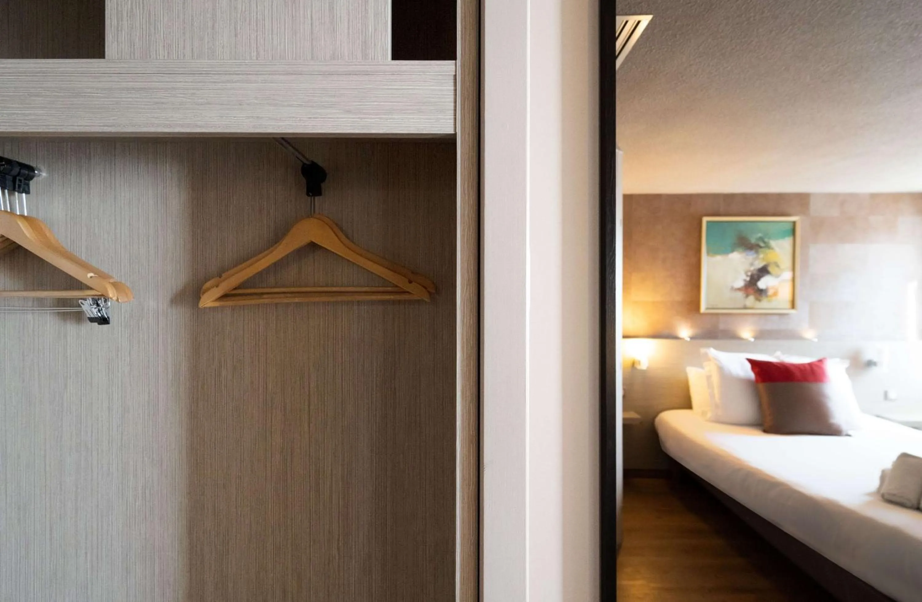 Bedroom, Bed in Best Western l'Atelier 117