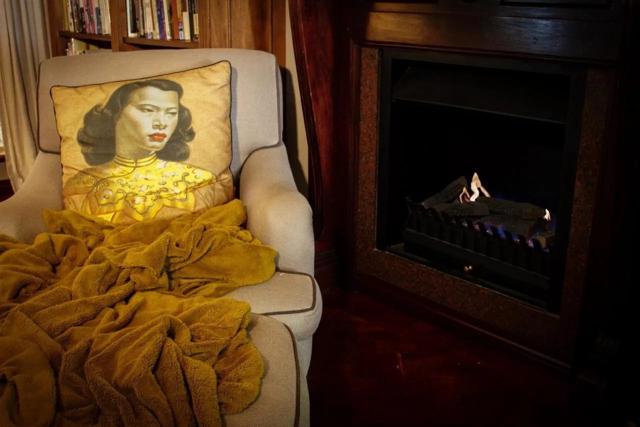 Seating area in The Great Gatsby Houghton