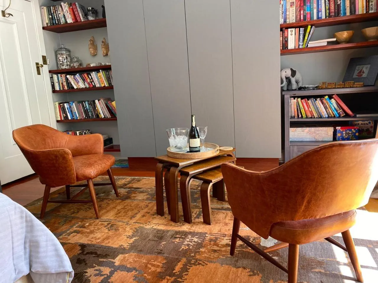 Seating area in The Great Gatsby Houghton