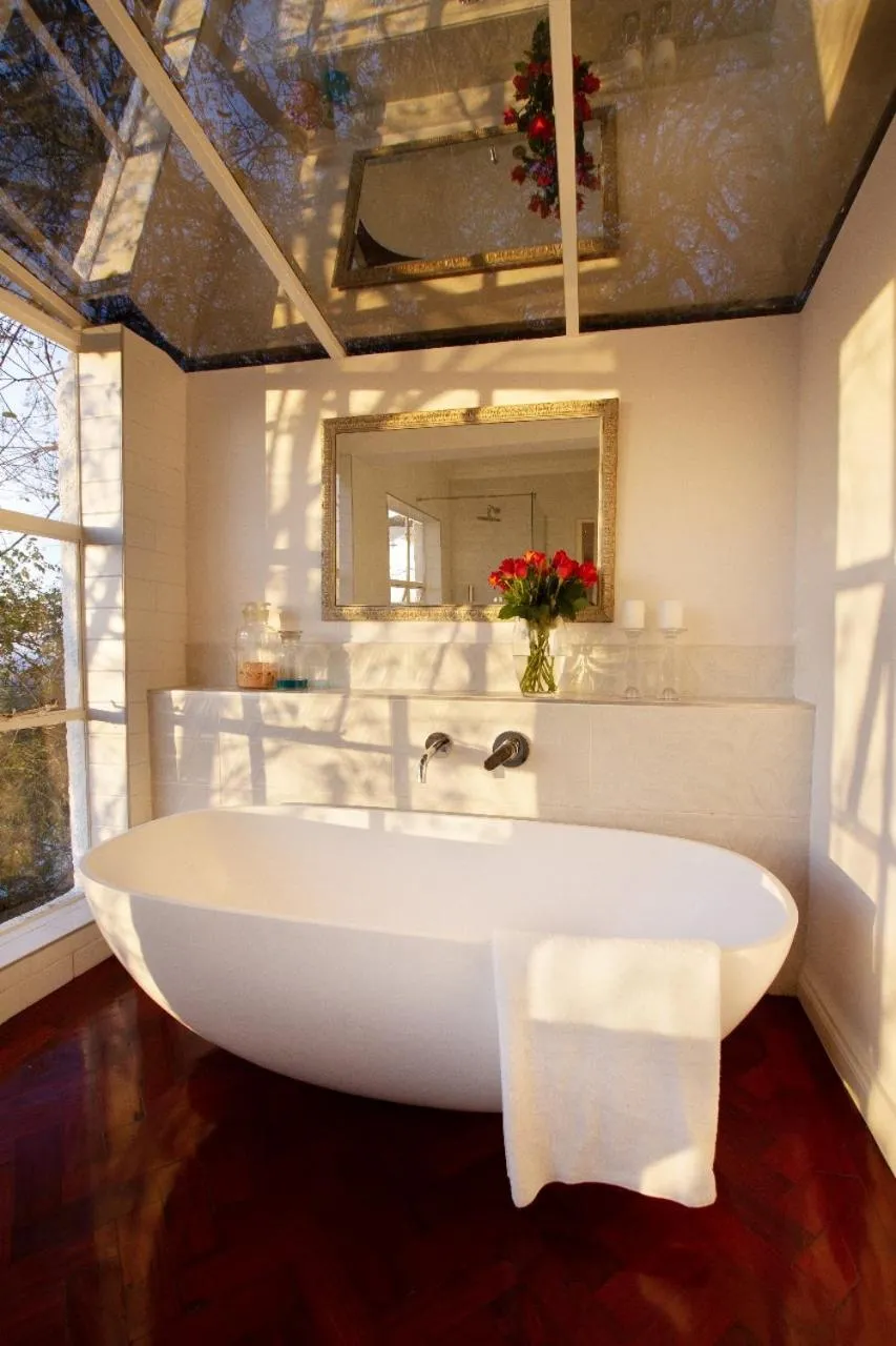 Bathroom in The Great Gatsby Houghton