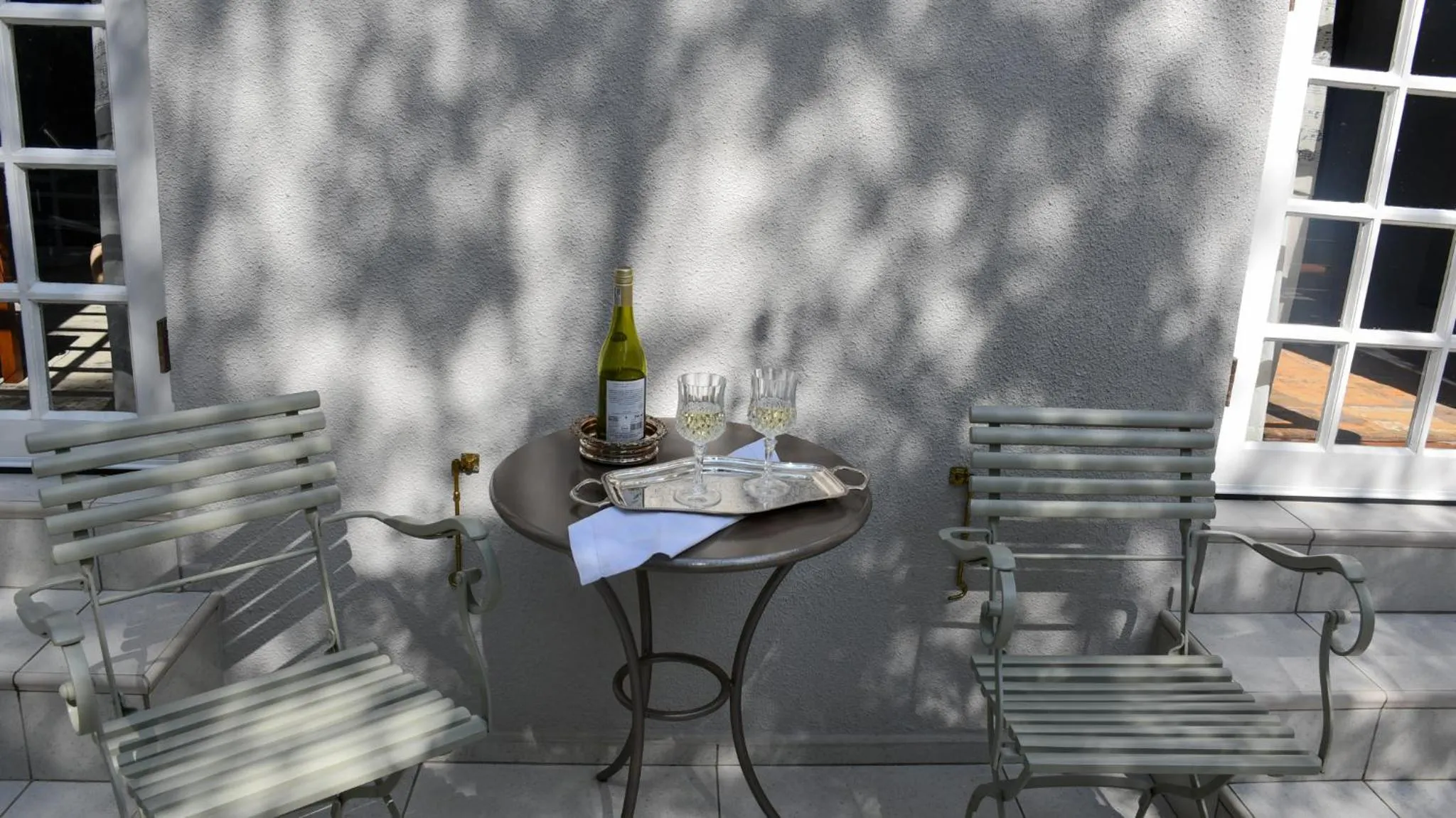 Patio in The Great Gatsby Houghton