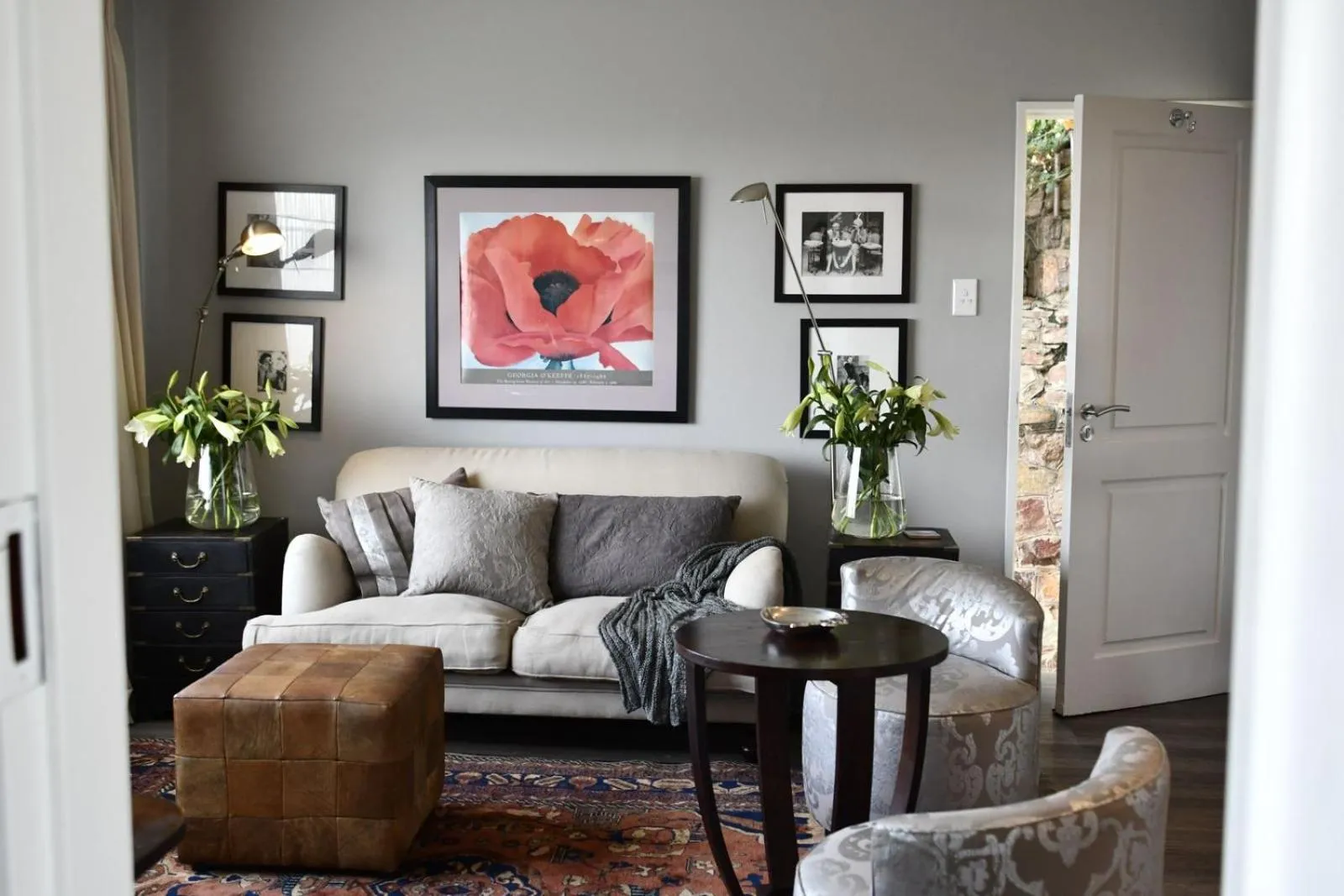 Seating area in The Great Gatsby Houghton