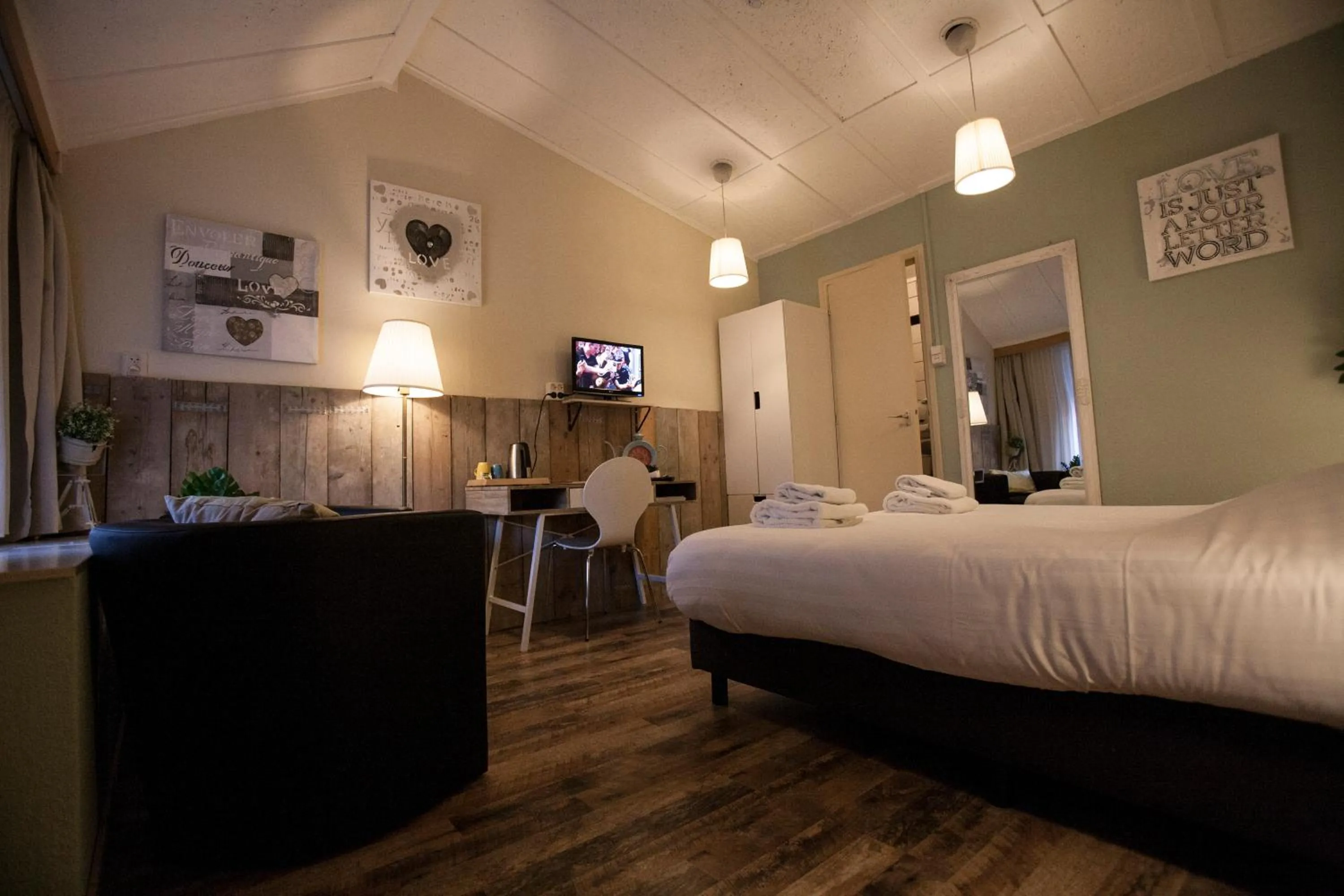 Decorative detail, Bed in Carré Hotel Zuid-Limburg