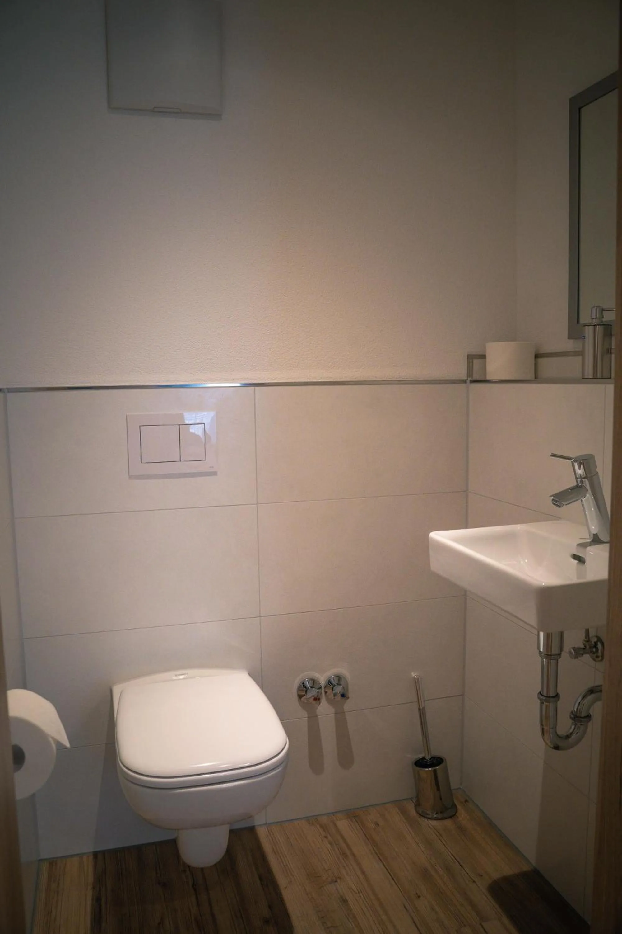 Toilet in Pension Yvonne - SUPERIOR