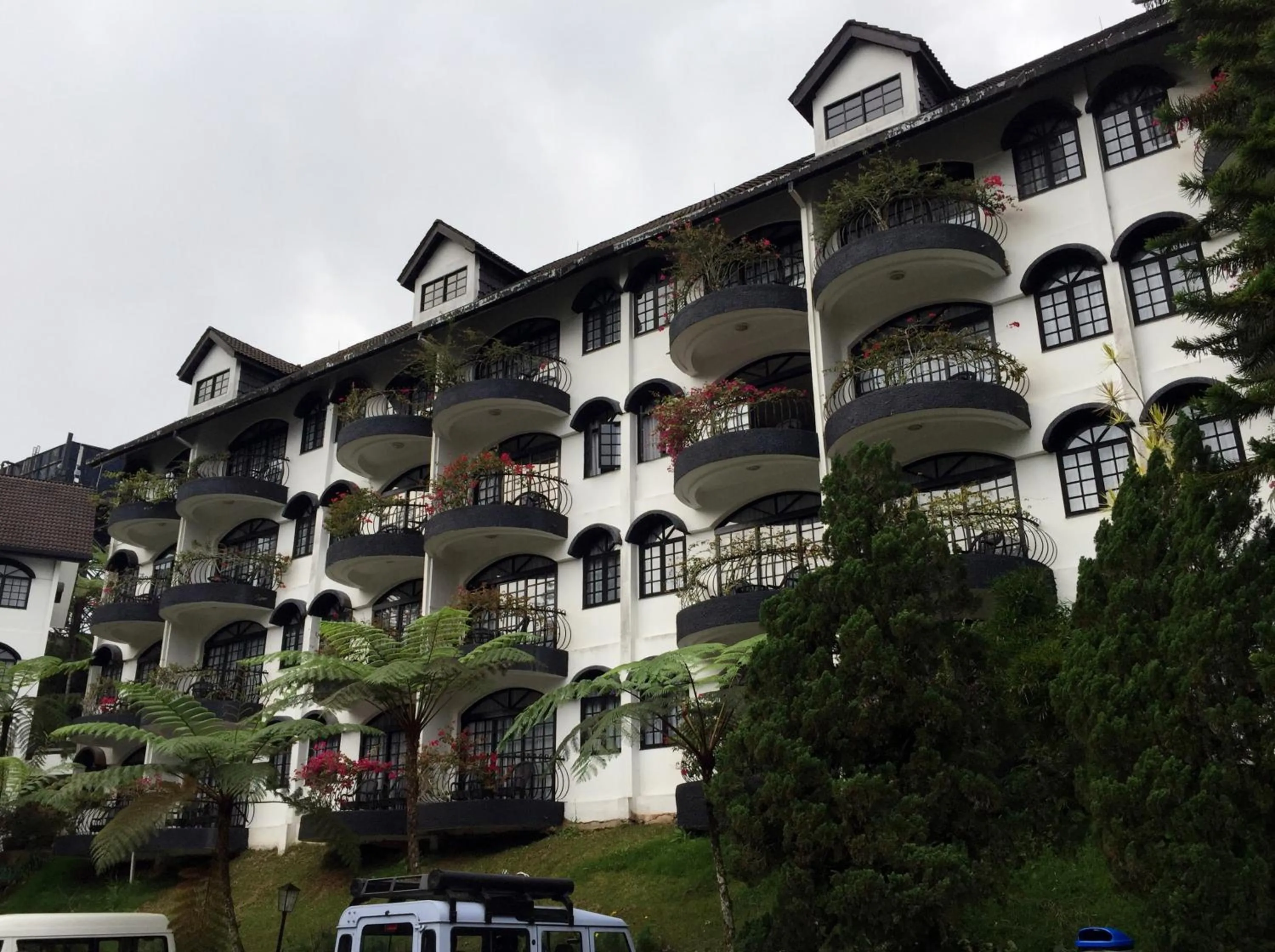 Property building in Strawberry Park Resort