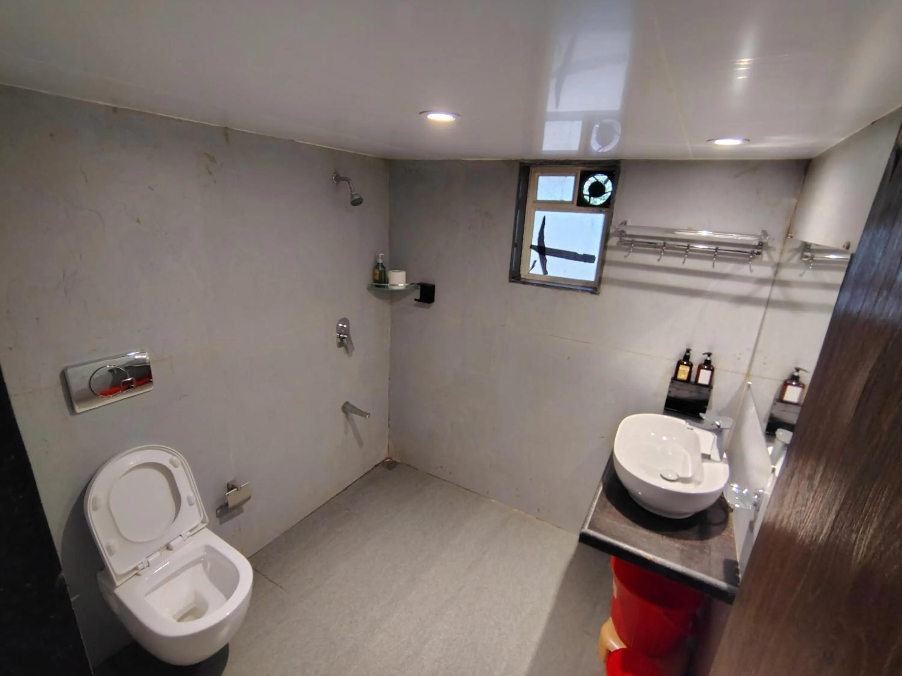 Bathroom in The Byke Brightland Adventure Park & Resort