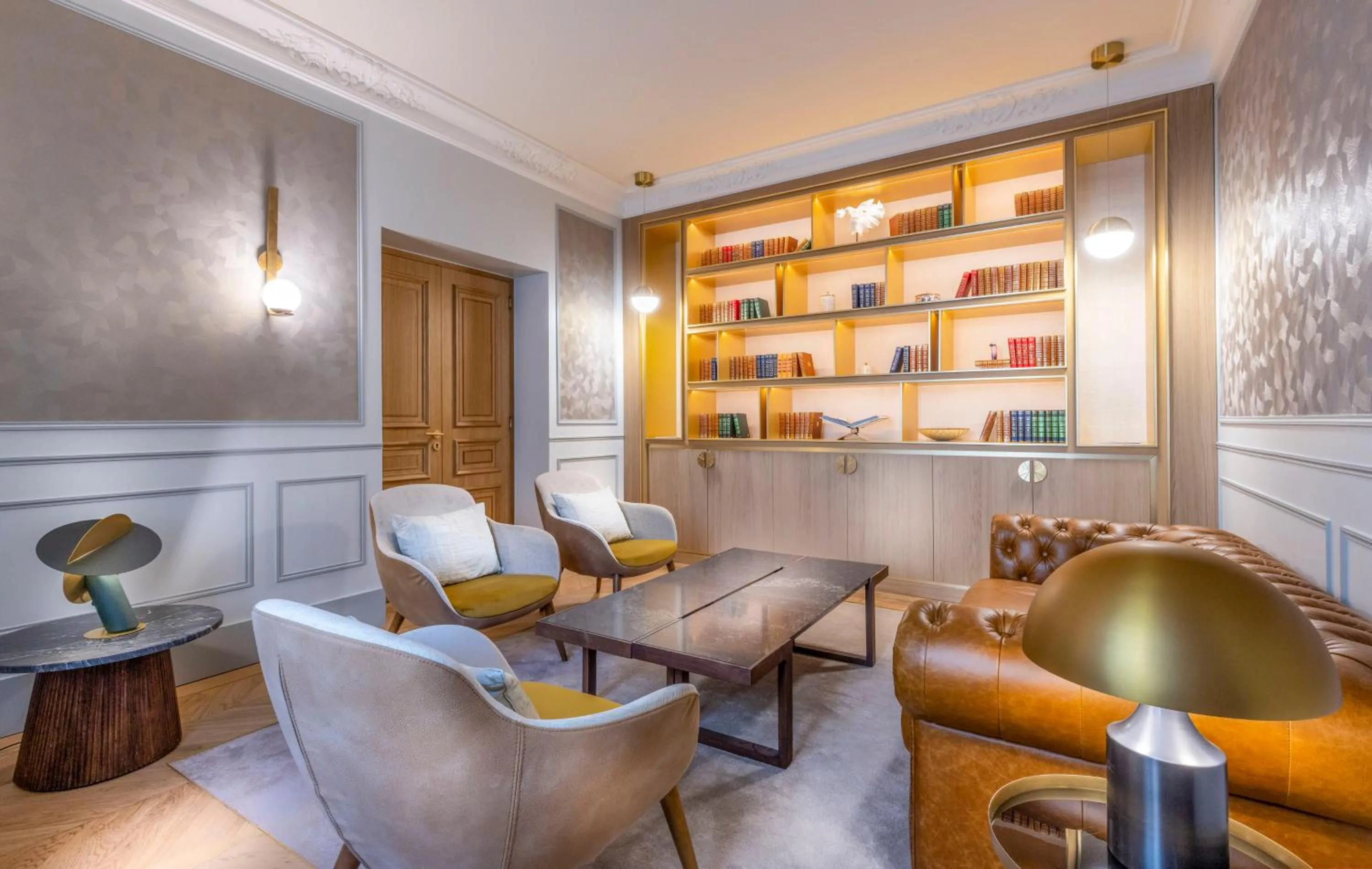 Lobby or reception in Hotel Claridge Paris