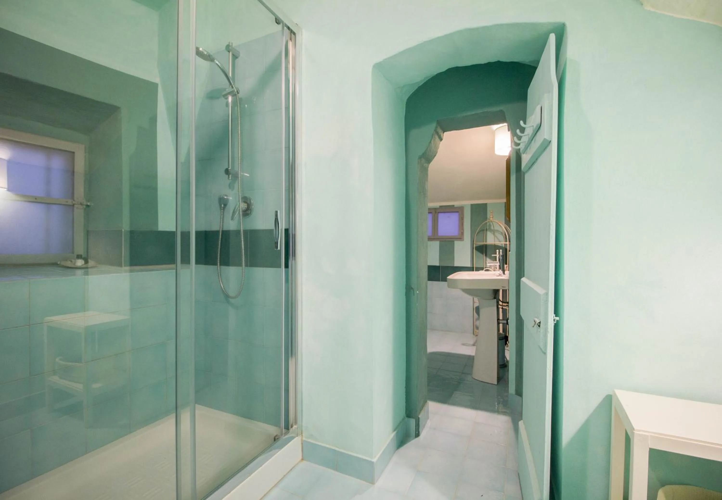 Shower in Castello di San Fabiano