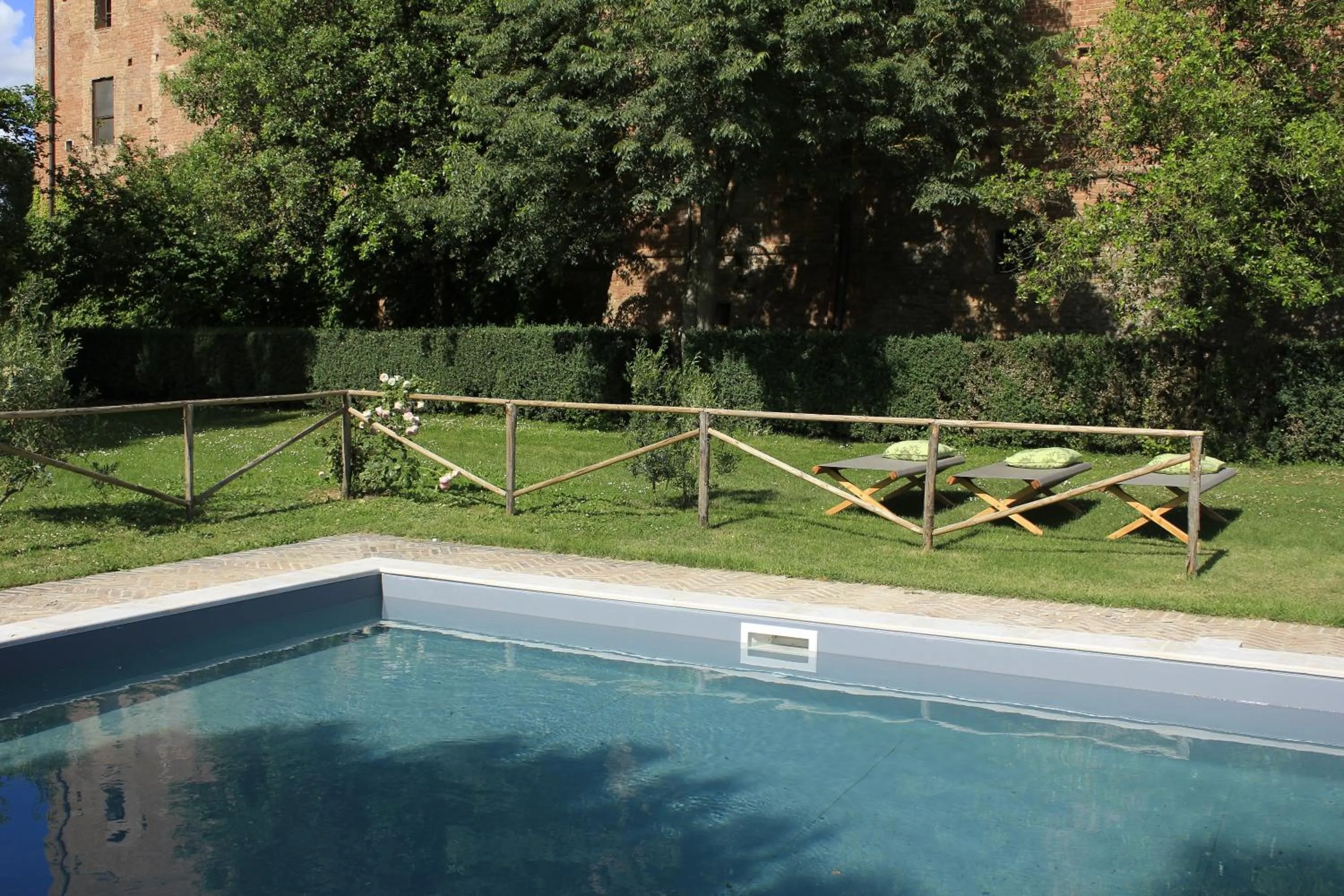 Swimming pool in Castello di San Fabiano