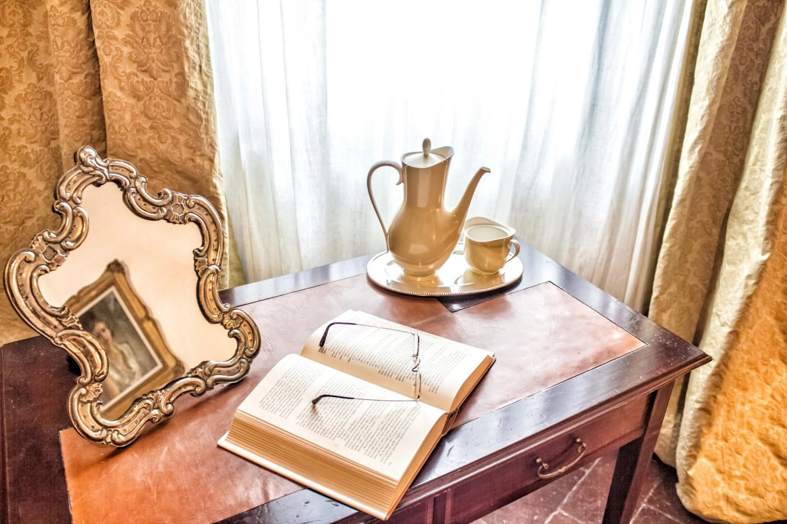 Bedroom, Bed in Castello di San Fabiano
