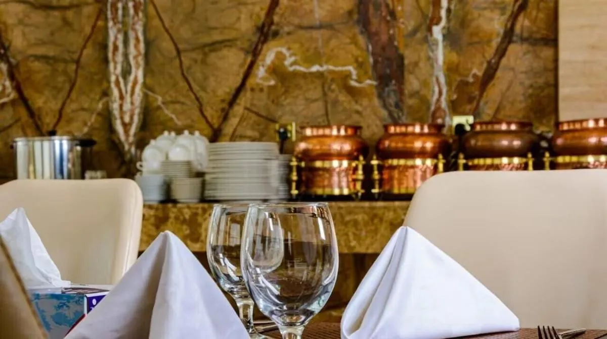 Restaurant/places to eat in Bristol Hotel Salalah