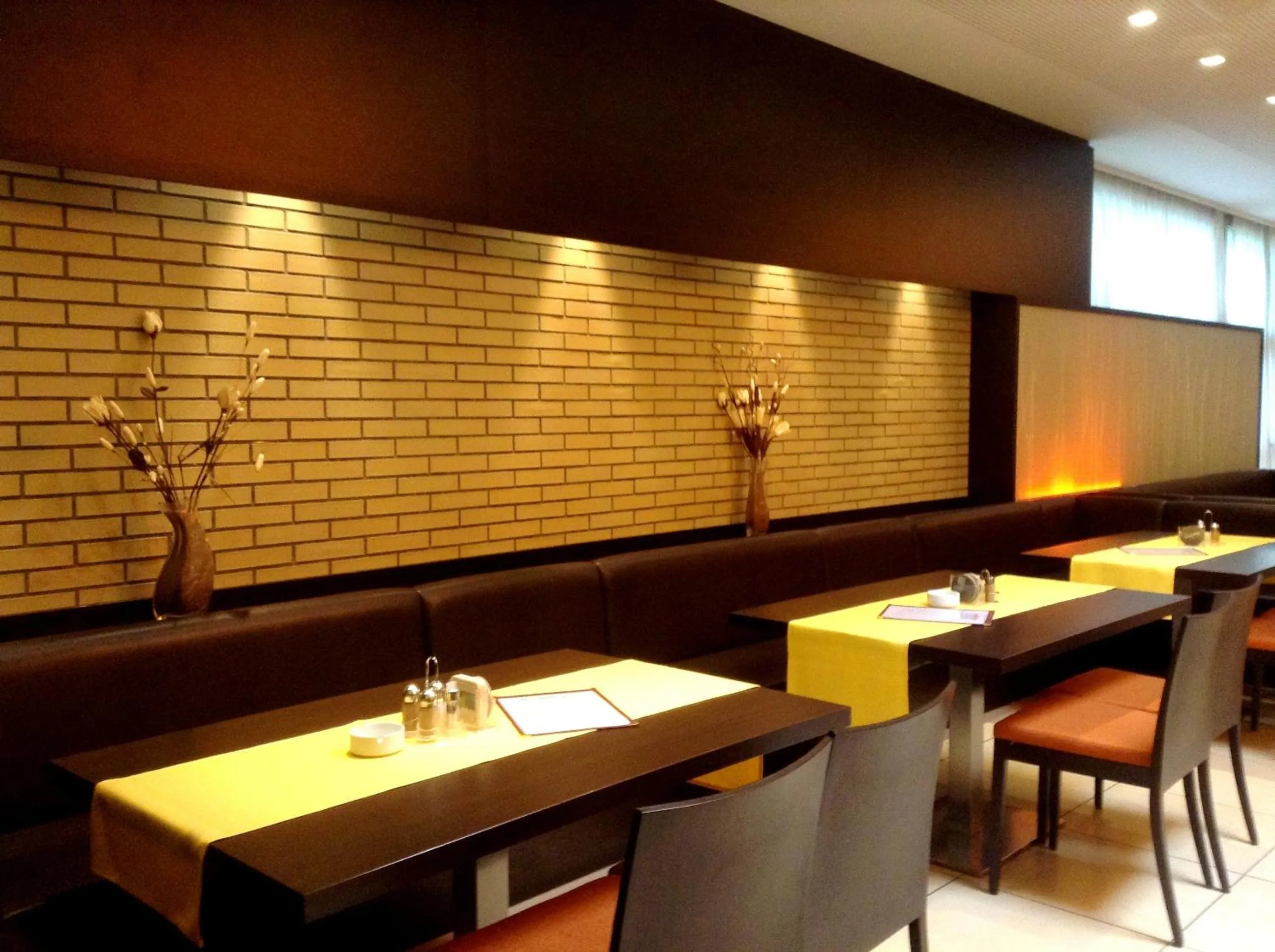 Restaurant/places to eat in Hotel Sommerhaus Linz