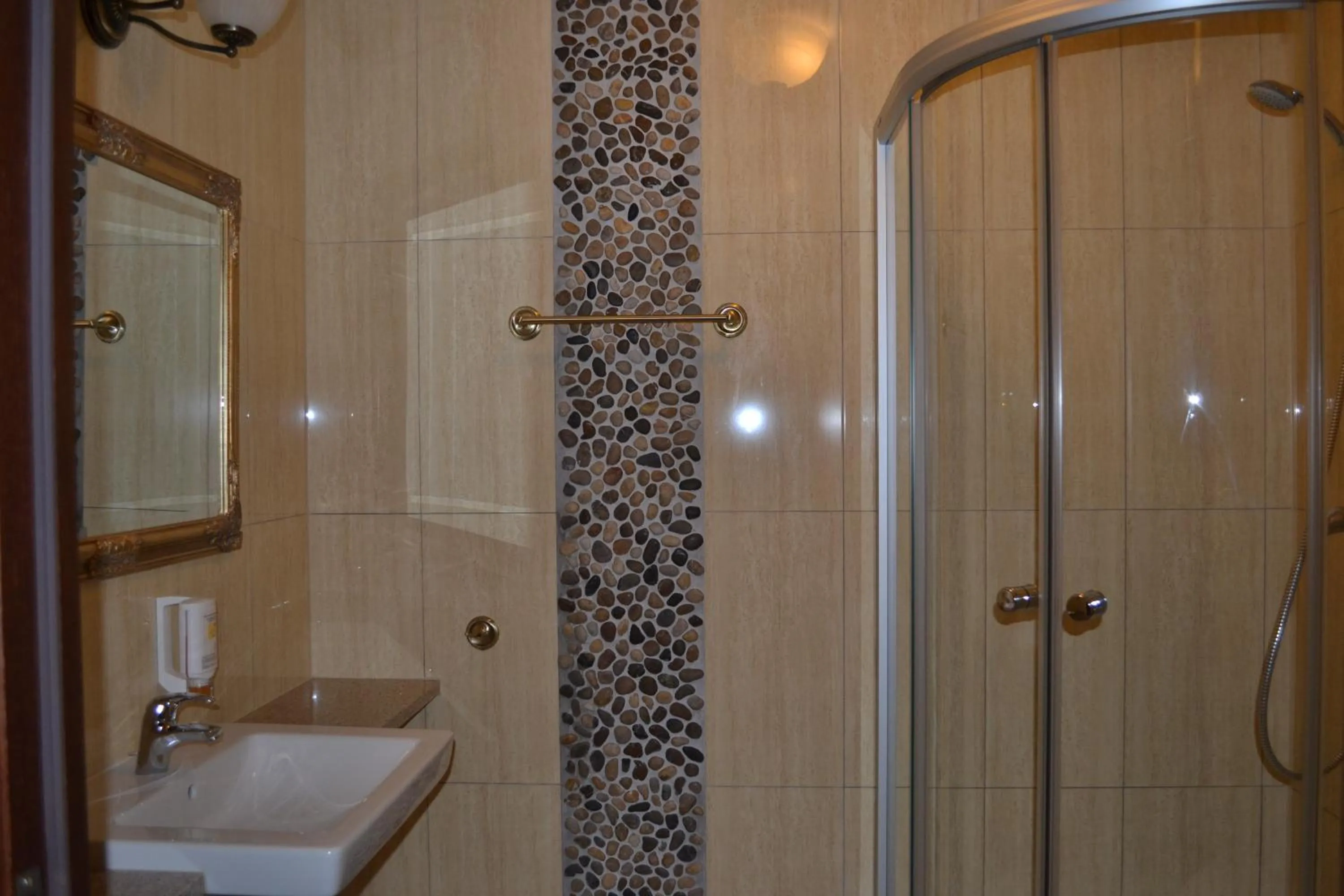 Bathroom in Borowinowy Zdrój Hotel Wellness Spa & Conference