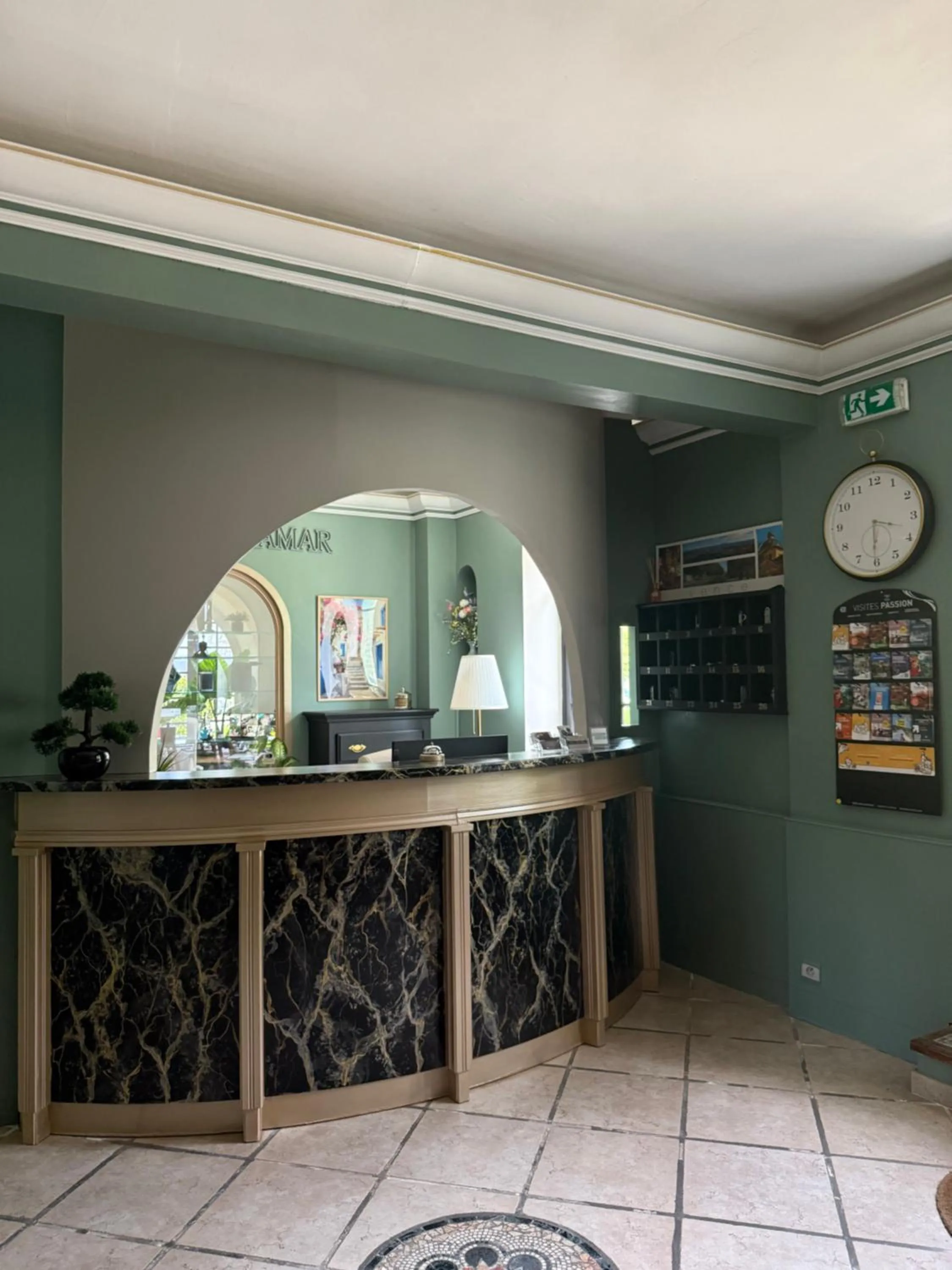 Lobby or reception in Hôtel Miramar
