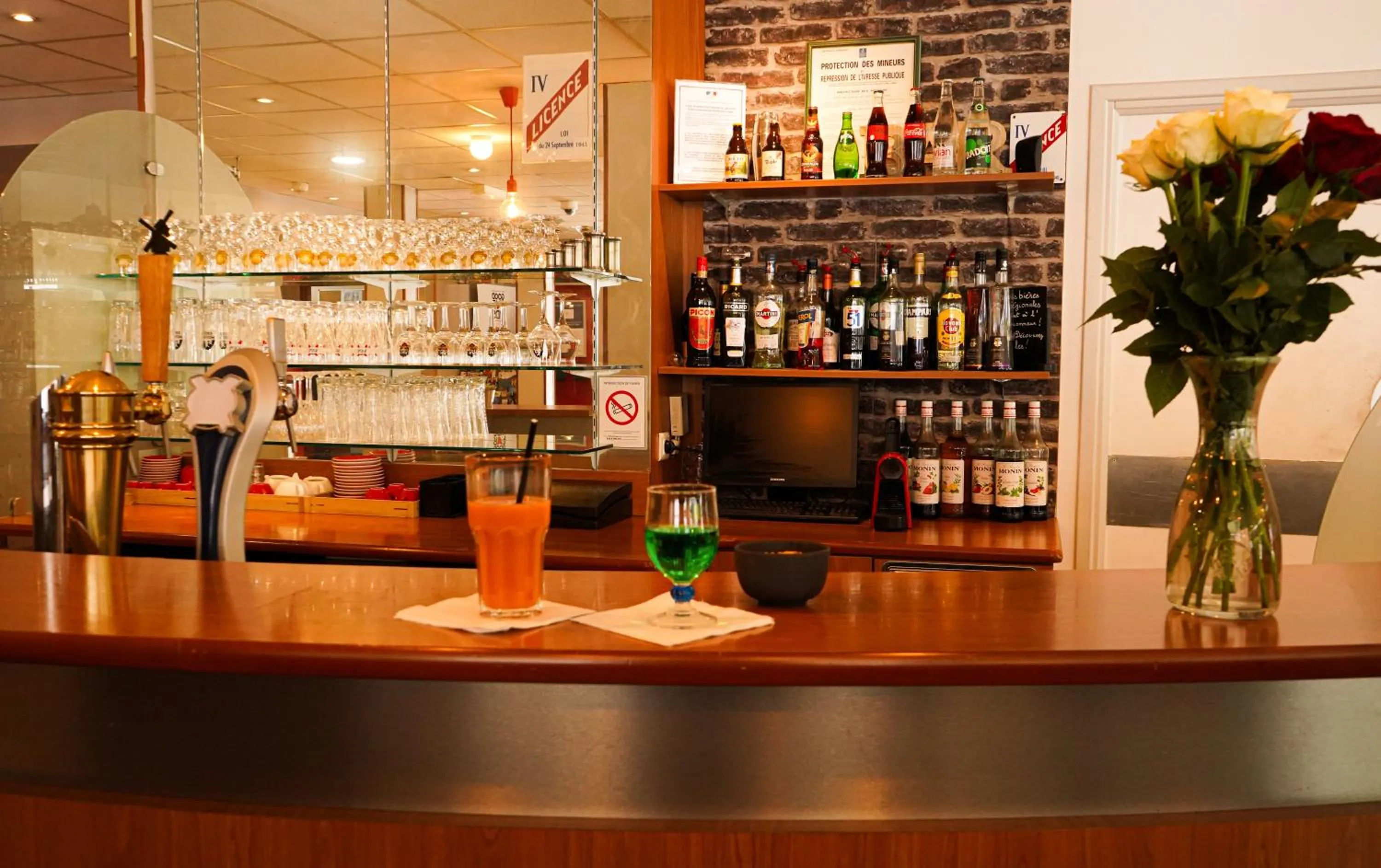 Lounge or bar, Lounge/Bar in ibis Lille Tourcoing Centre