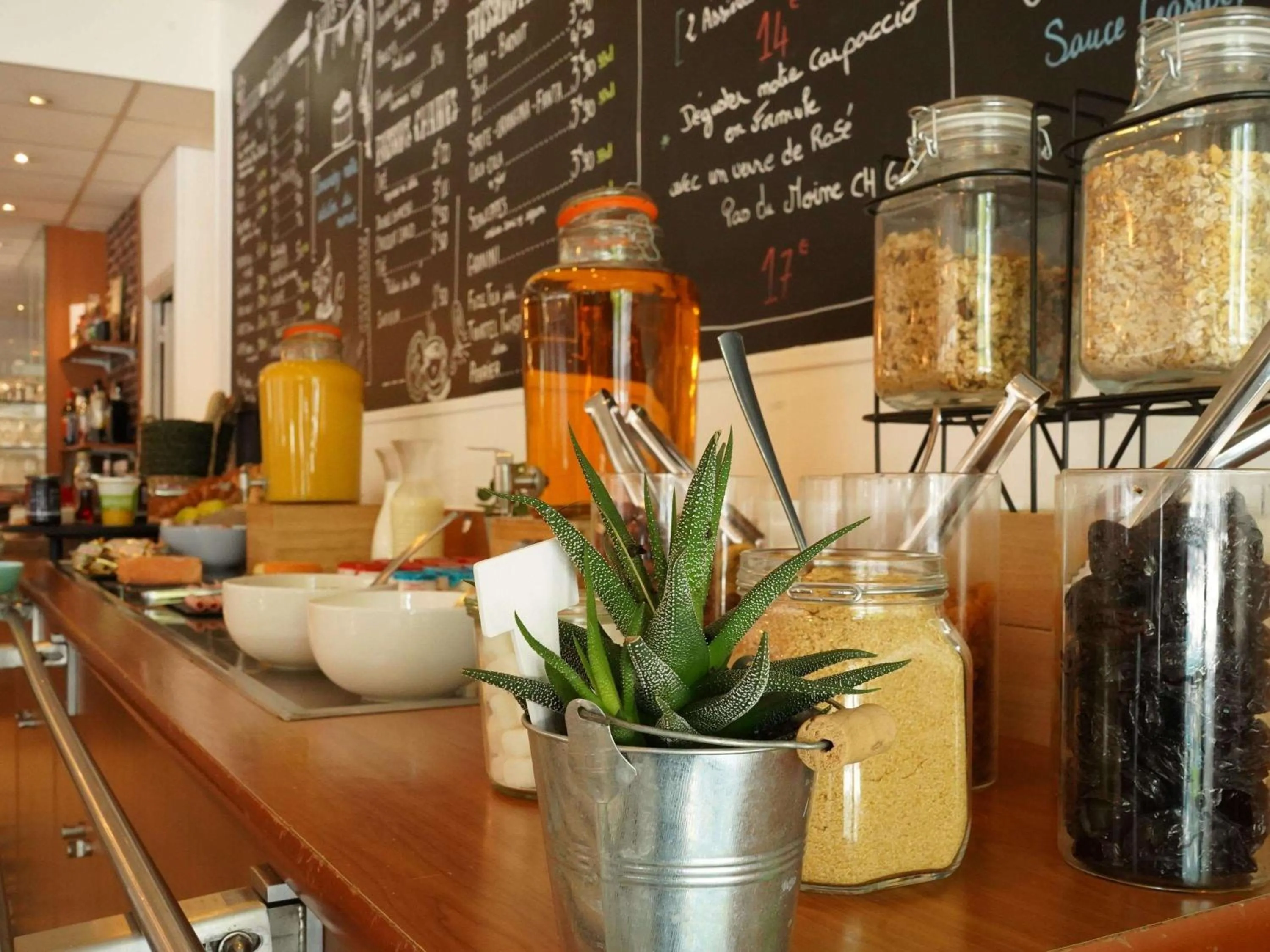 Breakfast in ibis Lille Tourcoing Centre